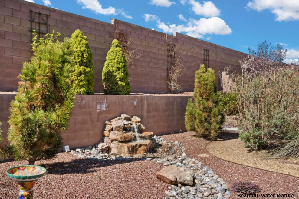 2004 Redondo Peak Drive NW, Albuquerque, New Mexico 87120, 4 Bedrooms Bedrooms, ,4 BathroomsBathrooms,Residential,For Sale,2004 Redondo Peak Drive NW,1059403