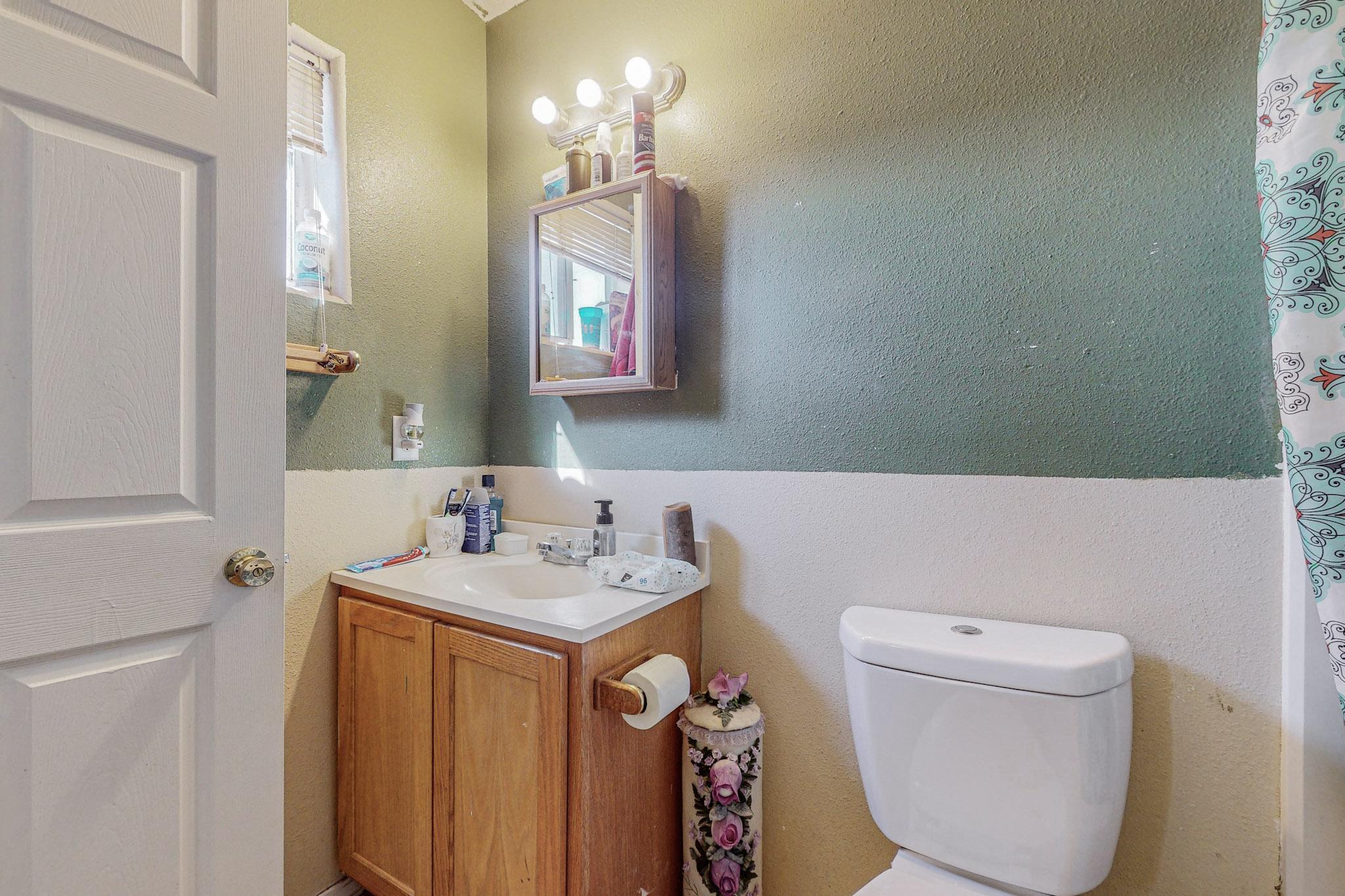 2 Proverbs Place, Los Lunas, New Mexico 87031, 3 Bedrooms Bedrooms, ,3 BathroomsBathrooms,Residential,For Sale,2 Proverbs Place,1059420