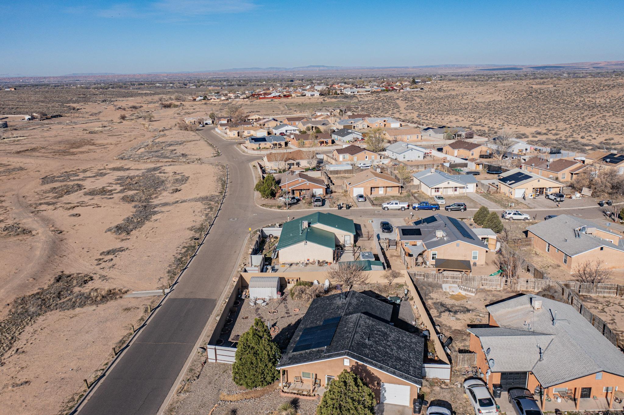 2 Proverbs Place, Los Lunas, New Mexico 87031, 3 Bedrooms Bedrooms, ,3 BathroomsBathrooms,Residential,For Sale,2 Proverbs Place,1059420