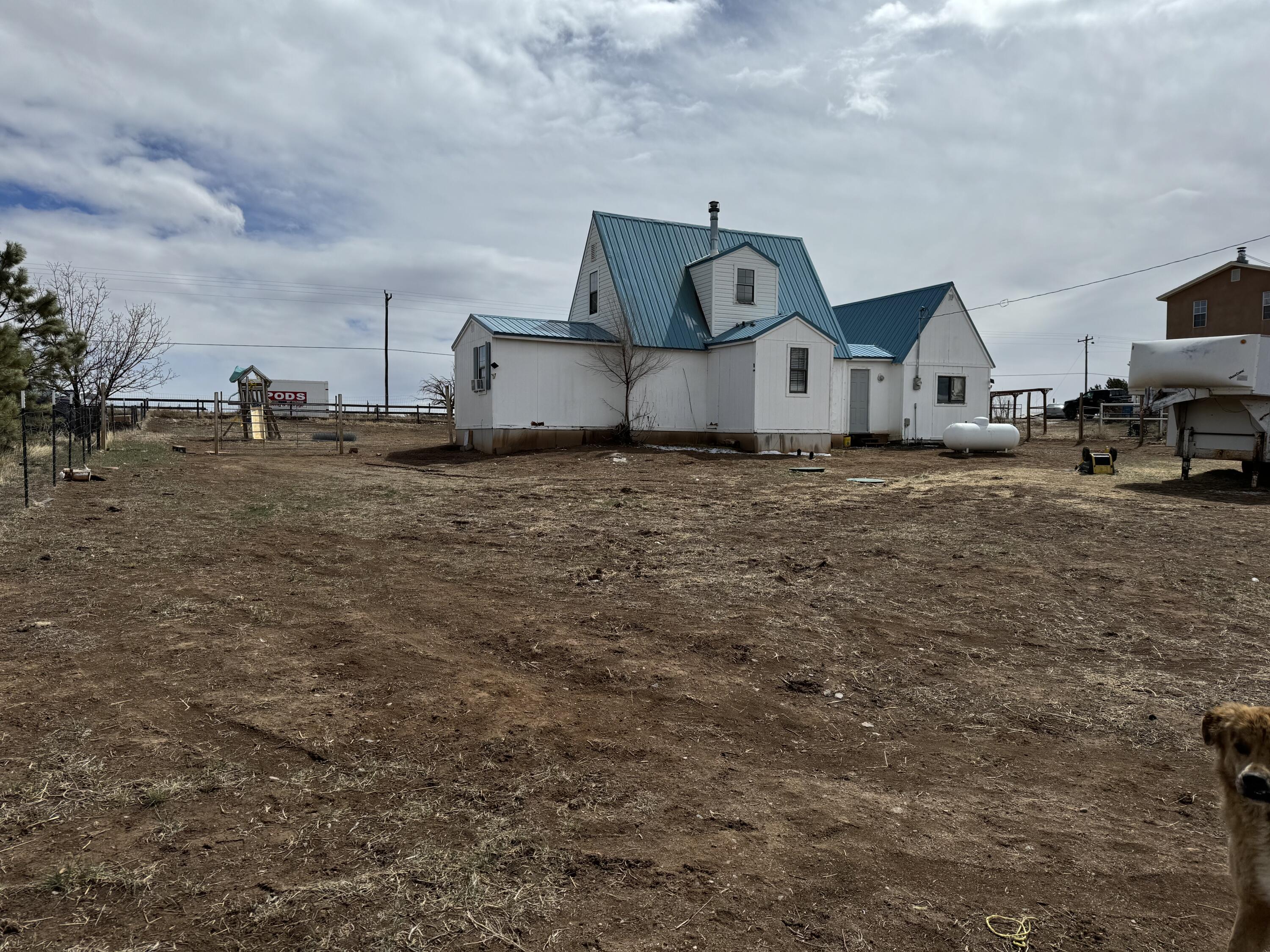 26 V Hill Road SE, Edgewood, New Mexico 87015, 2 Bedrooms Bedrooms, ,1 BathroomBathrooms,Residential,For Sale,26 V Hill Road SE,1059430