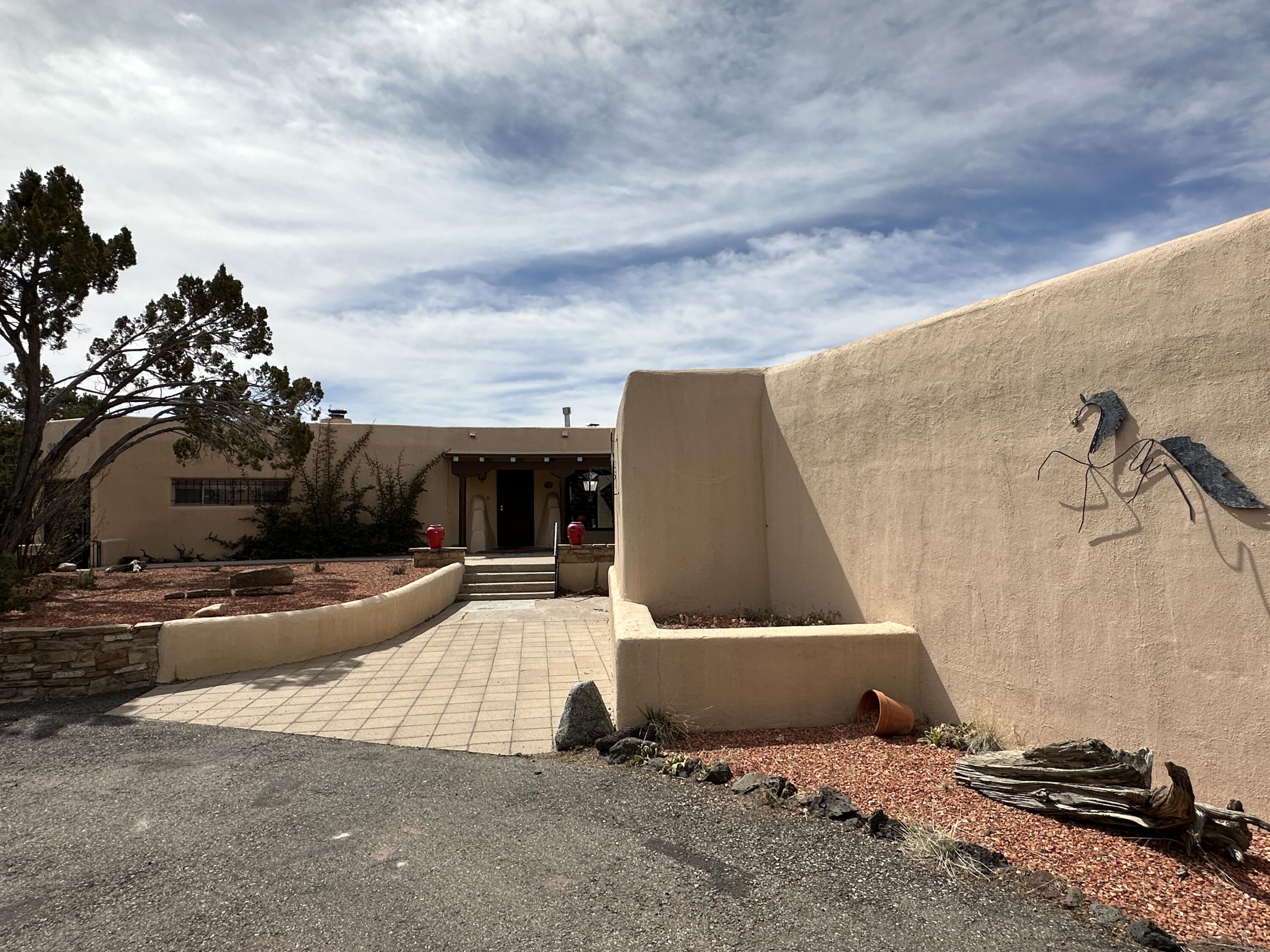 1210 Bishops Lodge Road, Santa Fe, New Mexico 87501, 4 Bedrooms Bedrooms, ,4 BathroomsBathrooms,Residential,For Sale,1210 Bishops Lodge Road,1059459