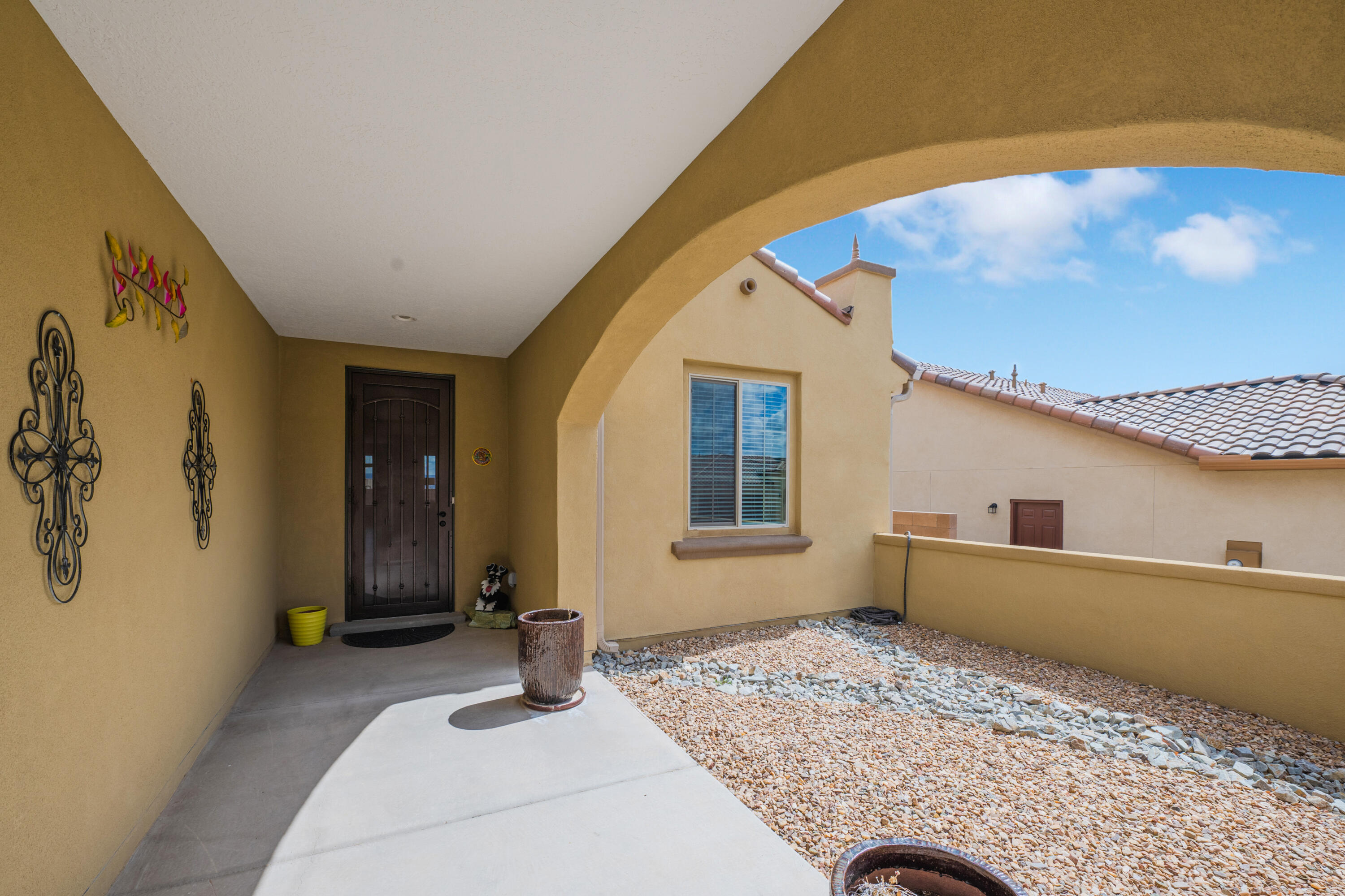 2304 Komatke Trail NW, Albuquerque, New Mexico 87120, 2 Bedrooms Bedrooms, ,2 BathroomsBathrooms,Residential,For Sale,2304 Komatke Trail NW,1059469