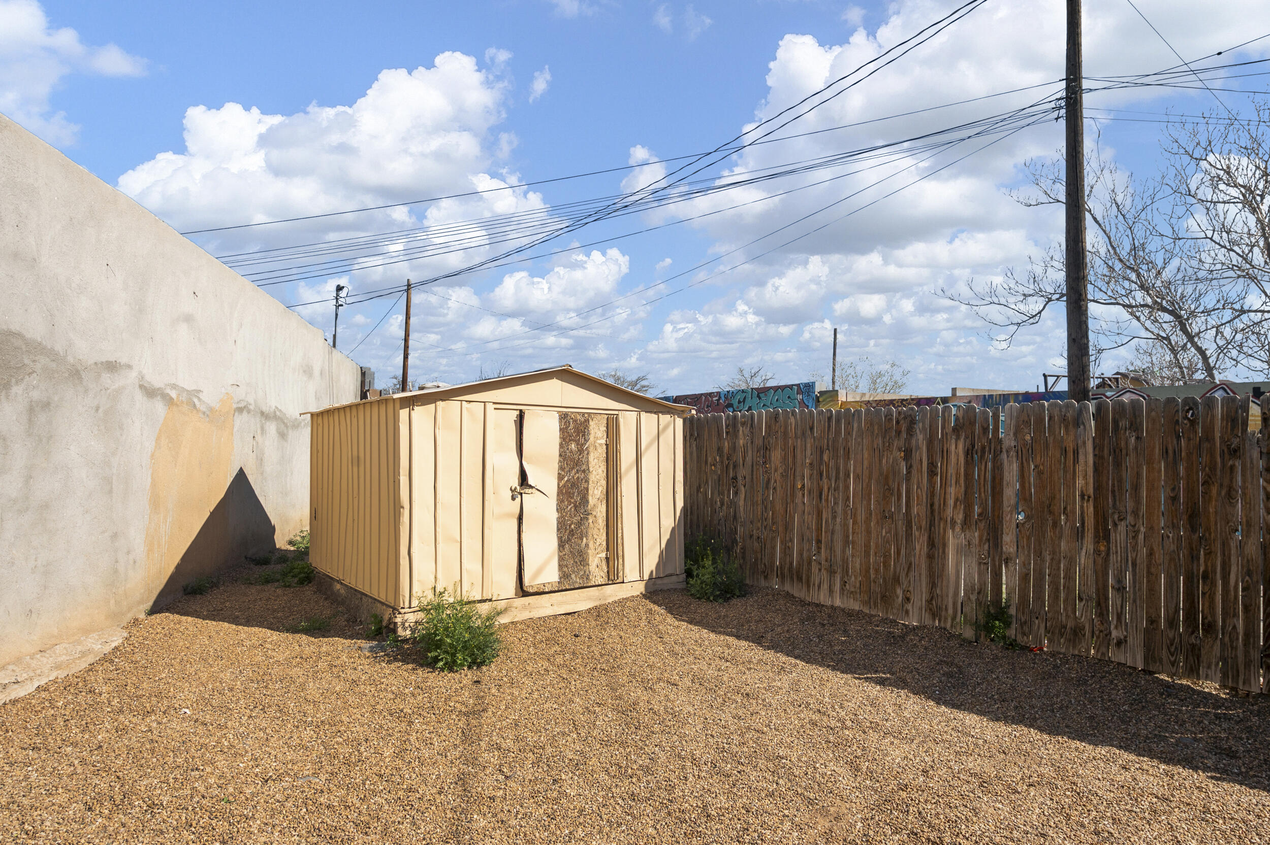 231 Southern Avenue SE, Albuquerque, New Mexico 87102, 2 Bedrooms Bedrooms, ,1 BathroomBathrooms,Residential,For Sale,231 Southern Avenue SE,1059517