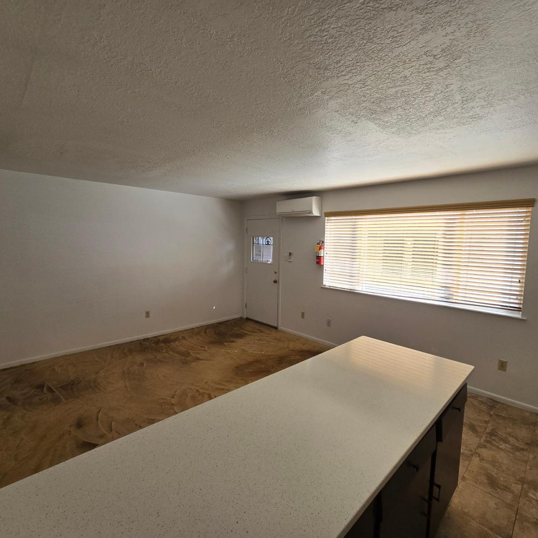 358 Pueblo Solano Road NW 6, Los Ranchos, New Mexico 87107, 1 Bedroom Bedrooms, ,1 BathroomBathrooms,Residential Lease,For Rent,358 Pueblo Solano Road NW 6,1059562