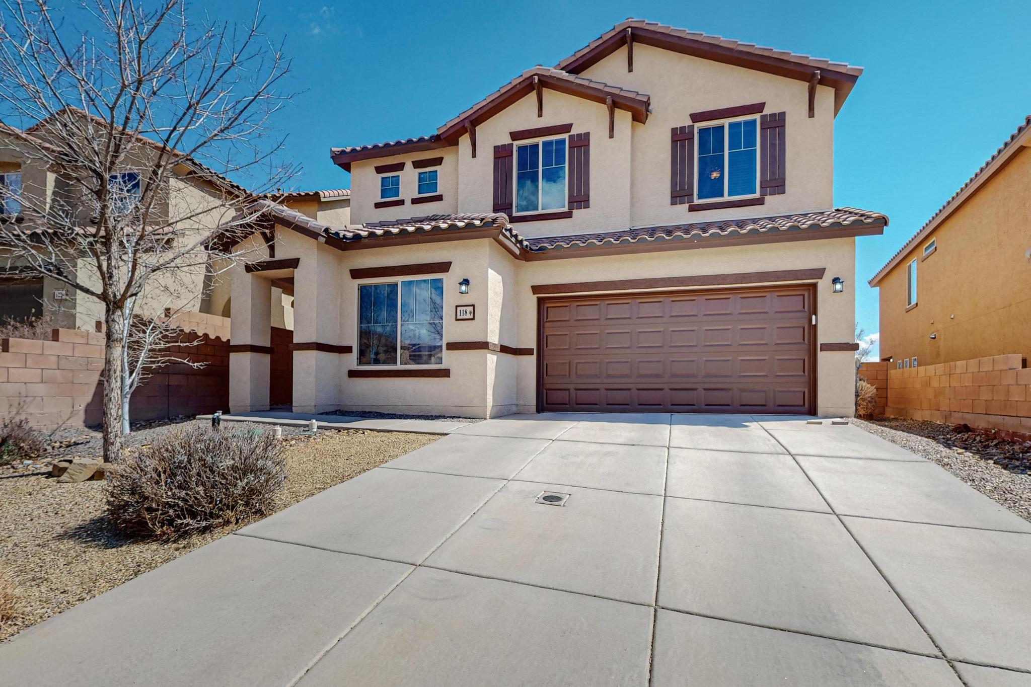 118 Las Medanales Court NE, Rio Rancho, NM 