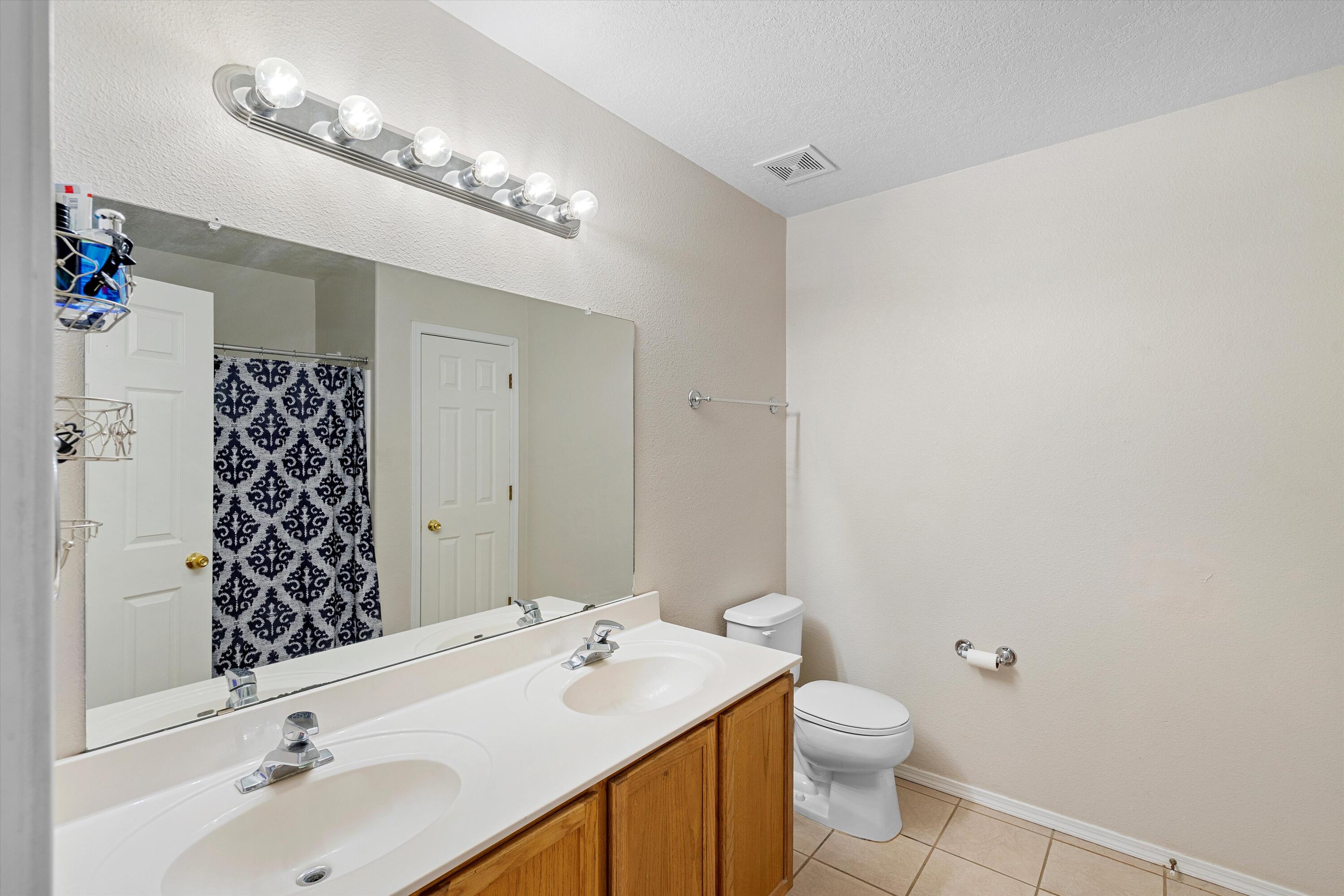 6577 Freemont Hills Loop NE, Rio Rancho, New Mexico 87144, 3 Bedrooms Bedrooms, ,2 BathroomsBathrooms,Residential,For Sale,6577 Freemont Hills Loop NE,1059586