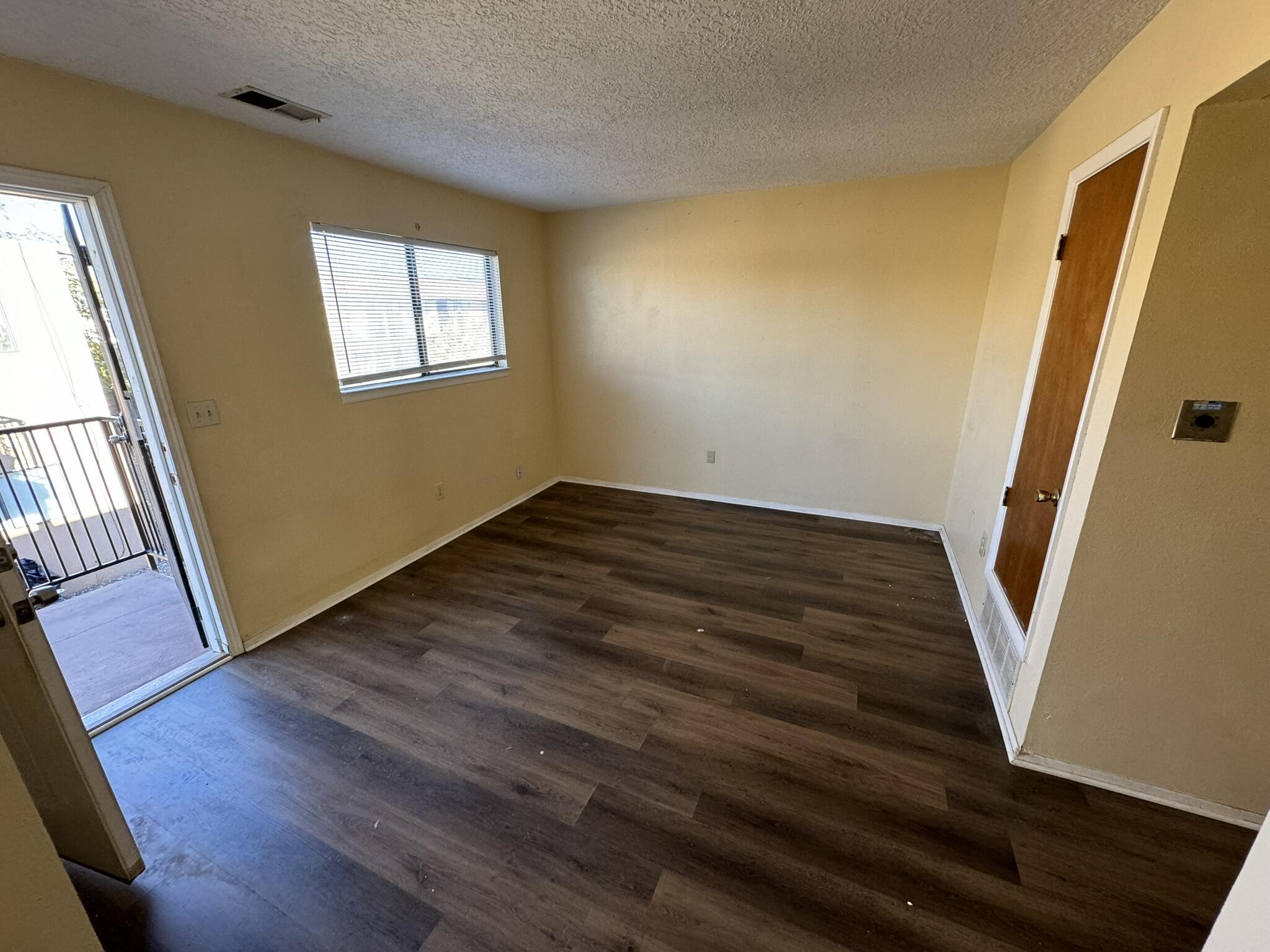 620 Chama Street SE, Albuquerque, New Mexico 87108, 2 Bedrooms Bedrooms, ,1 BathroomBathrooms,Residential Income,For Sale,620 Chama Street SE,1059601