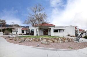 12500 Royal Point Court NE, Albuquerque, New Mexico 87111, 4 Bedrooms Bedrooms, ,3 BathroomsBathrooms,Residential,For Sale,12500 Royal Point Court NE,1059614