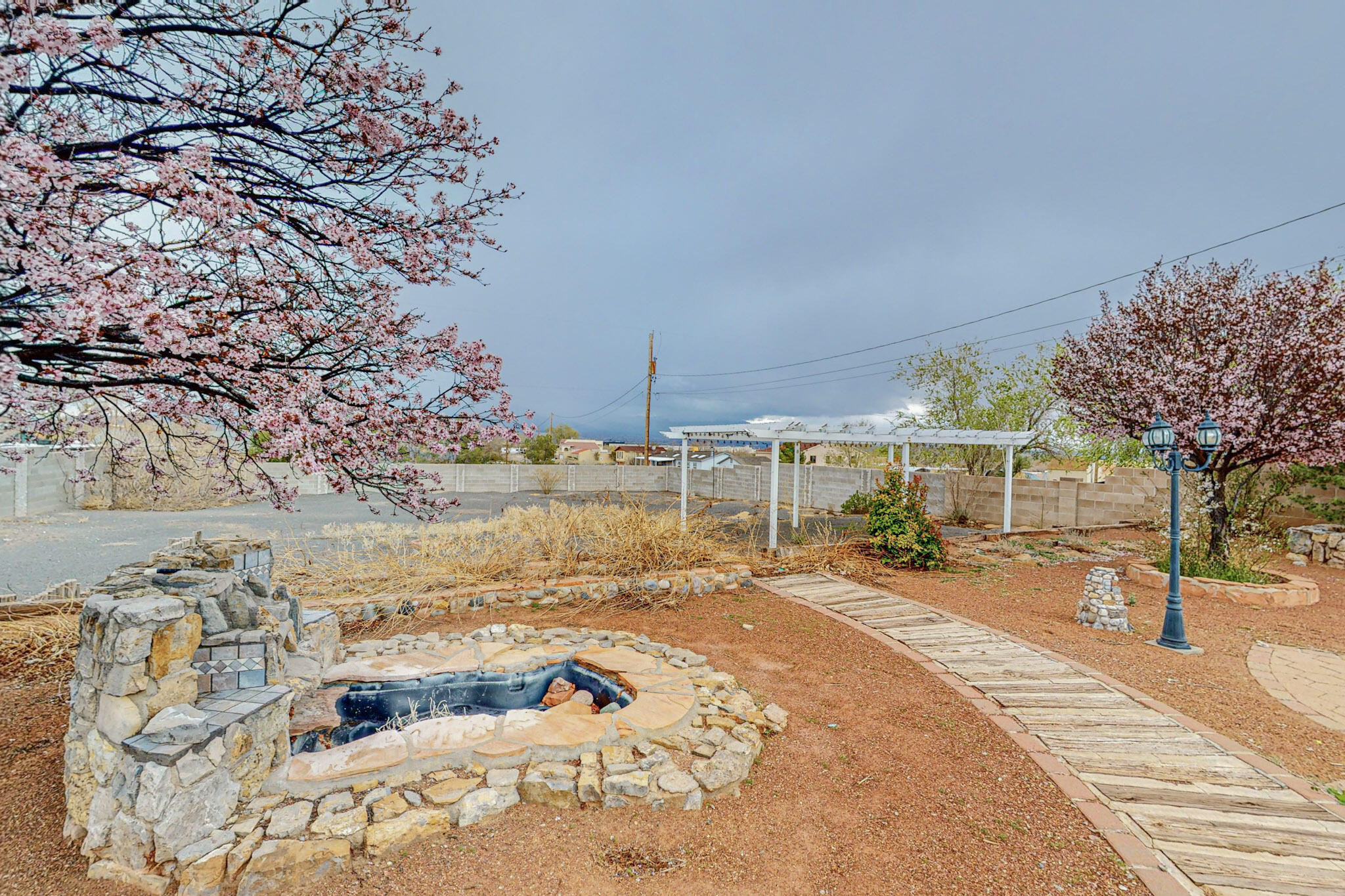 1422 Golf Course Road SE, Rio Rancho, New Mexico 87124, 3 Bedrooms Bedrooms, ,3 BathroomsBathrooms,Residential,For Sale,1422 Golf Course Road SE,1059631