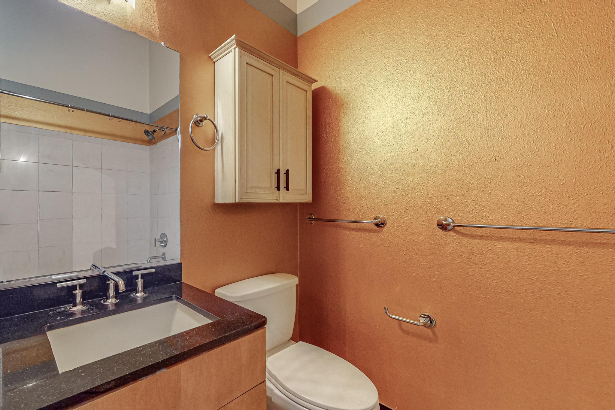 400 Central Avenue SE 305, Albuquerque, New Mexico 87102, 1 Bedroom Bedrooms, ,1 BathroomBathrooms,Residential,For Sale,400 Central Avenue SE 305,1059643