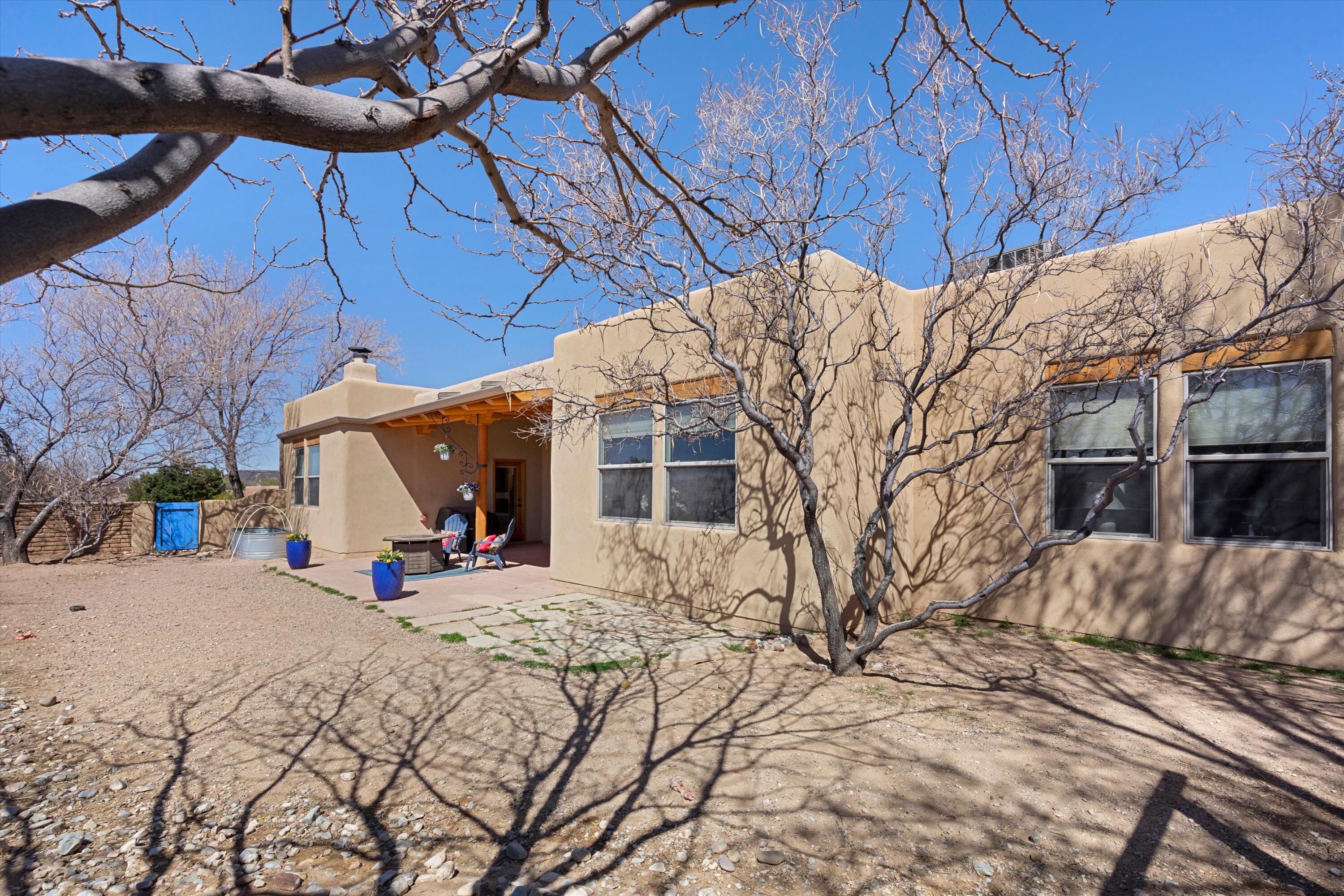 5 Via Sole, Algodones, New Mexico 87001, 3 Bedrooms Bedrooms, ,3 BathroomsBathrooms,Residential,For Sale,5 Via Sole,1059656