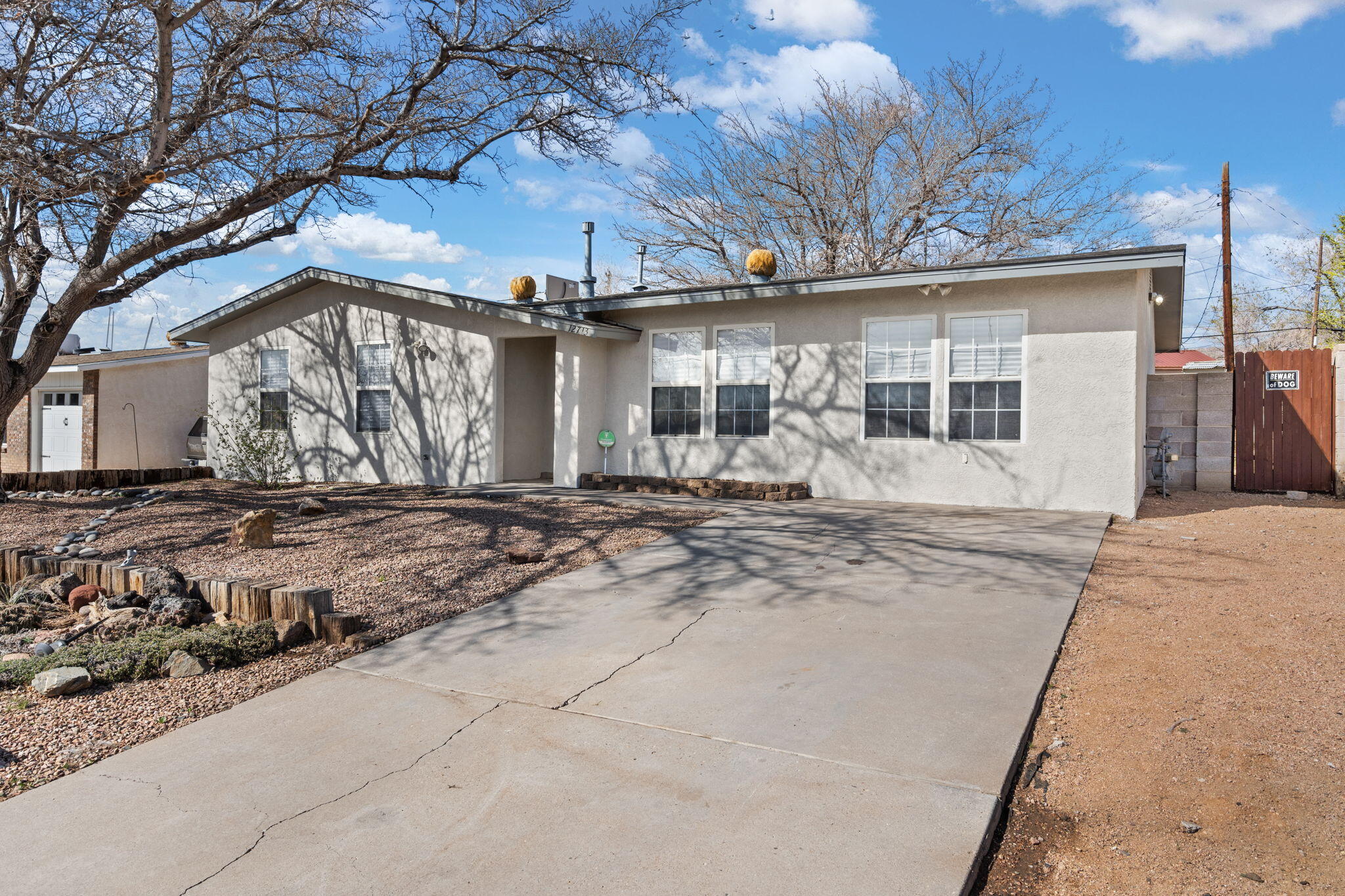 12713 Cloudview Avenue NE, Albuquerque, New Mexico 87123, 3 Bedrooms Bedrooms, ,2 BathroomsBathrooms,Residential,For Sale,12713 Cloudview Avenue NE,1059660