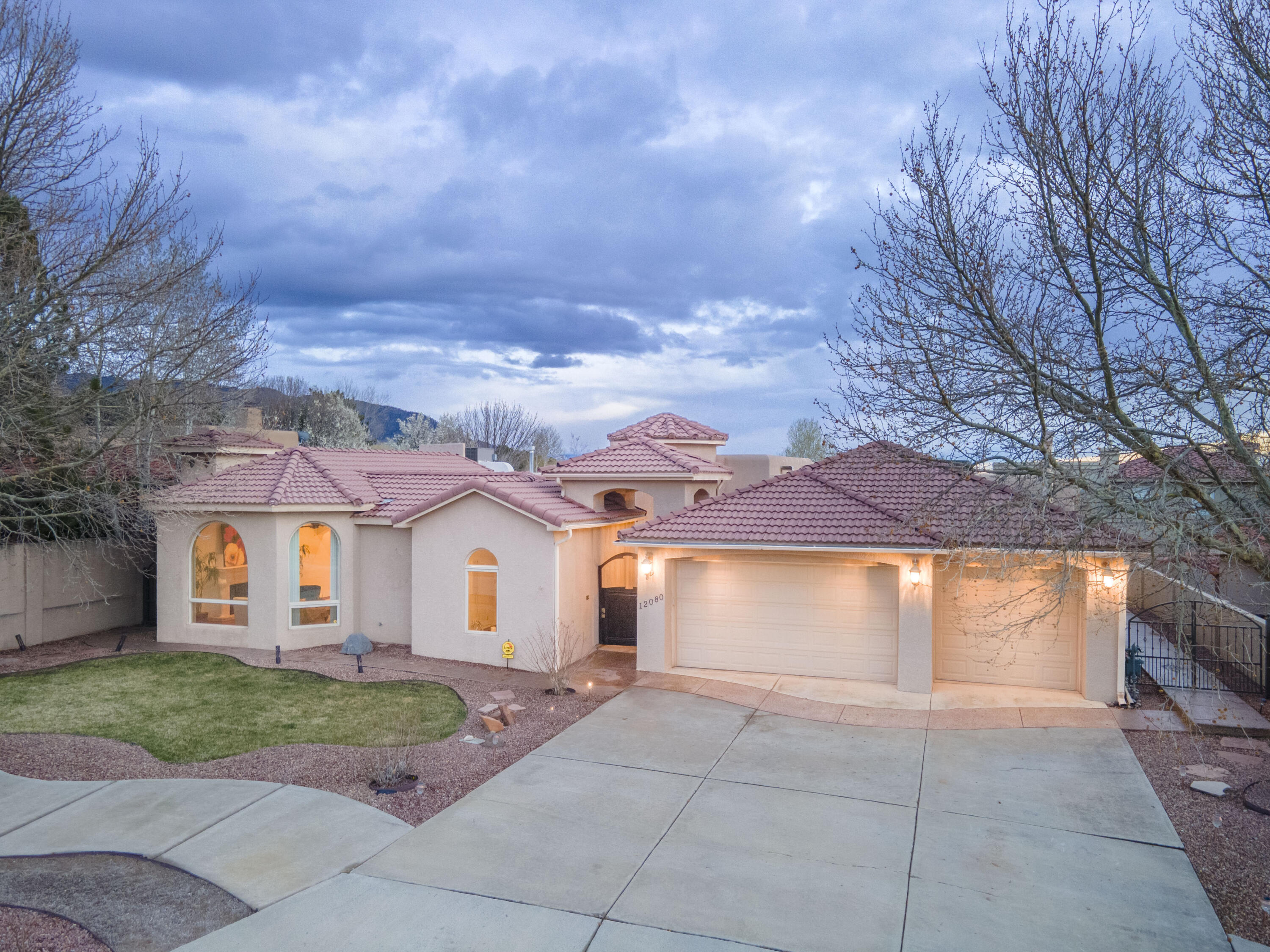 12080 Crimson Glory Road NE, Albuquerque, NM 