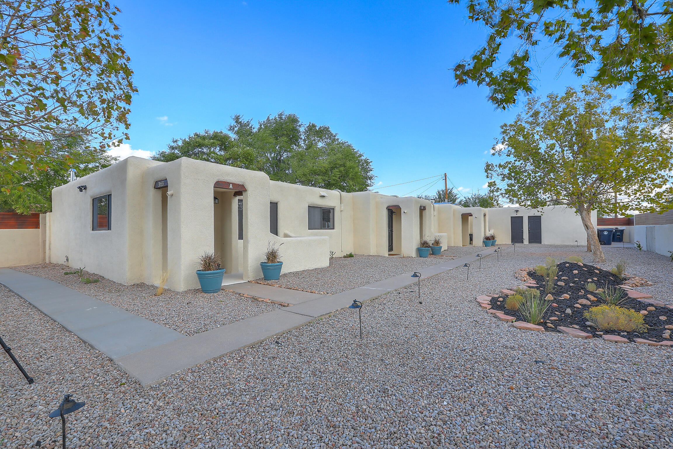 3533 Vail Avenue SE, Albuquerque, New Mexico 87106, 6 Bedrooms Bedrooms, ,3 BathroomsBathrooms,Residential,For Sale,3533 Vail Avenue SE,1059667