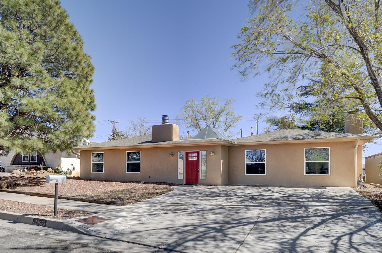 11628 Lexington Avenue NE, Albuquerque, NM 