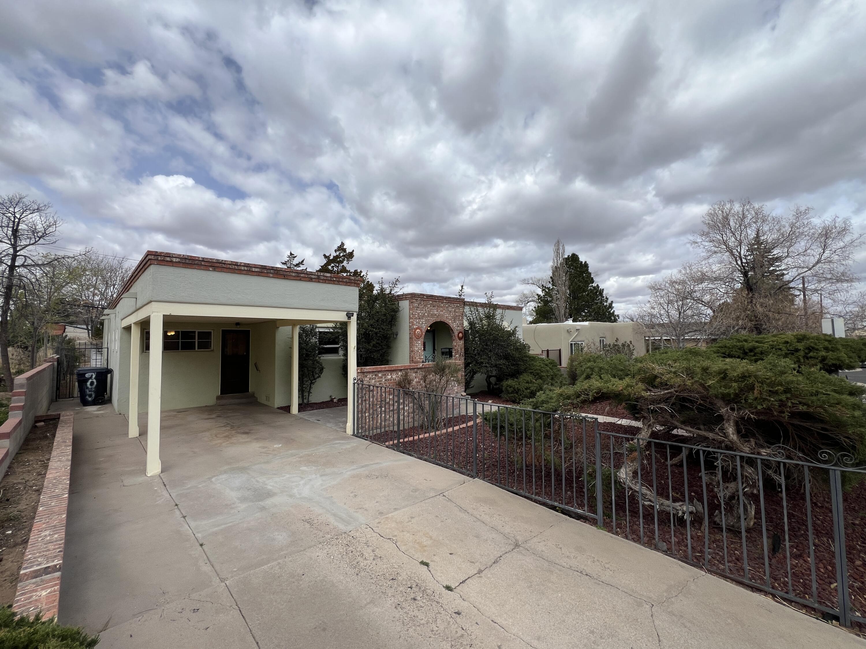 705 Adams Street SE, Albuquerque, New Mexico 87108, 3 Bedrooms Bedrooms, ,2 BathroomsBathrooms,Residential,For Sale,705 Adams Street SE,1059696