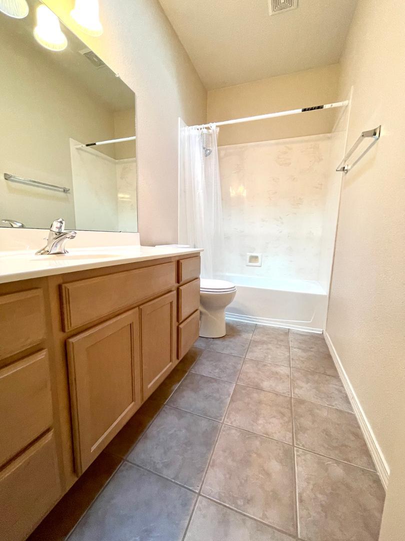 3923 Fox Sparrow Trail NW, Albuquerque, New Mexico 87120, 3 Bedrooms Bedrooms, ,3 BathroomsBathrooms,Residential Lease,For Rent,3923 Fox Sparrow Trail NW,1059704