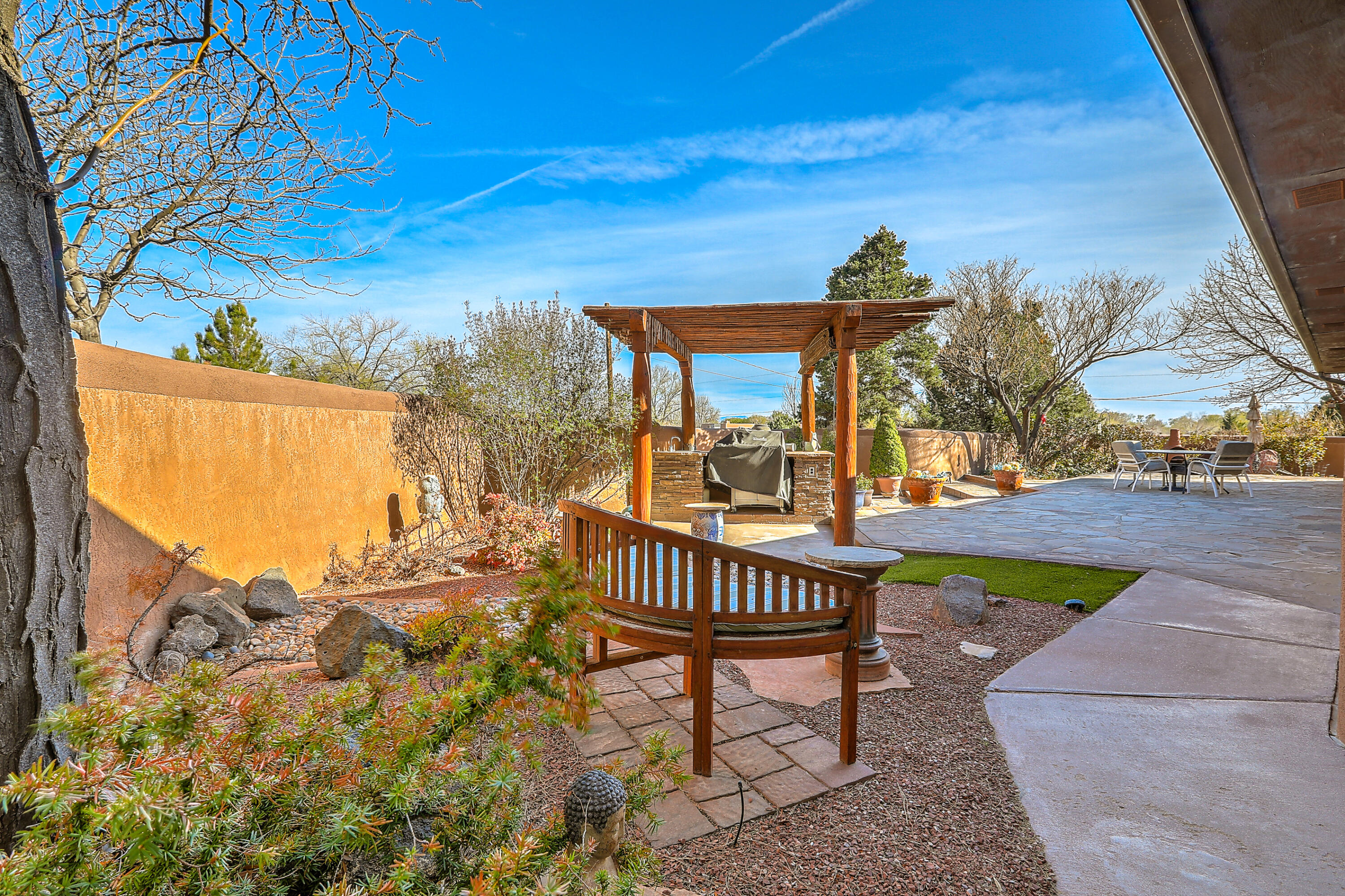 619 Camino Hermosa, Corrales, New Mexico 87048, 3 Bedrooms Bedrooms, ,3 BathroomsBathrooms,Residential,For Sale,619 Camino Hermosa,1059738