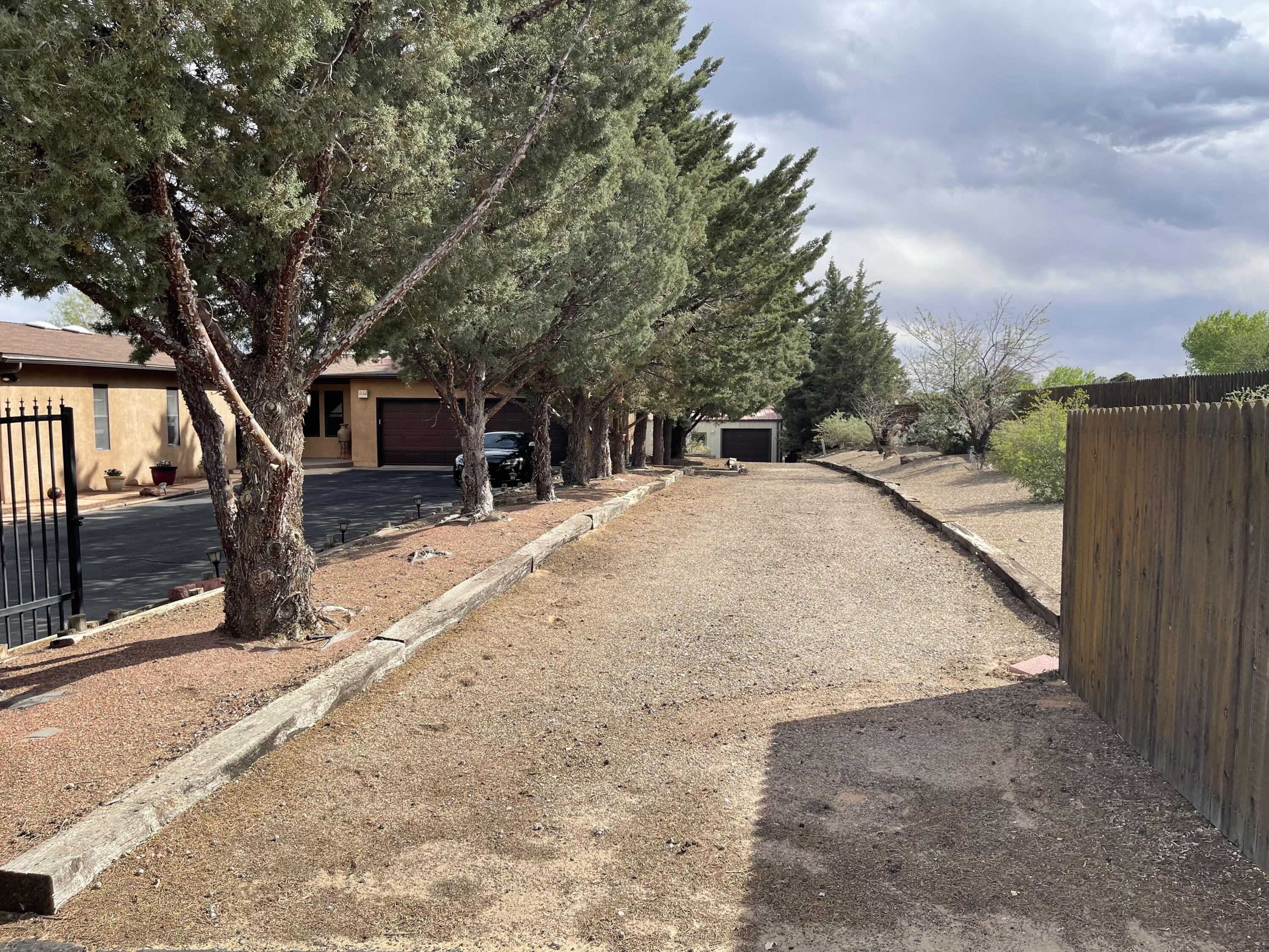 619 Camino Hermosa, Corrales, New Mexico 87048, 3 Bedrooms Bedrooms, ,3 BathroomsBathrooms,Residential,For Sale,619 Camino Hermosa,1059738