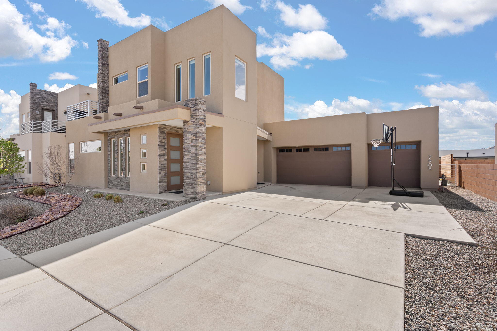 7905 Tiburon Hills Drive NW, Albuquerque, New Mexico 87120, 4 Bedrooms Bedrooms, ,4 BathroomsBathrooms,Residential,For Sale,7905 Tiburon Hills Drive NW,1059735