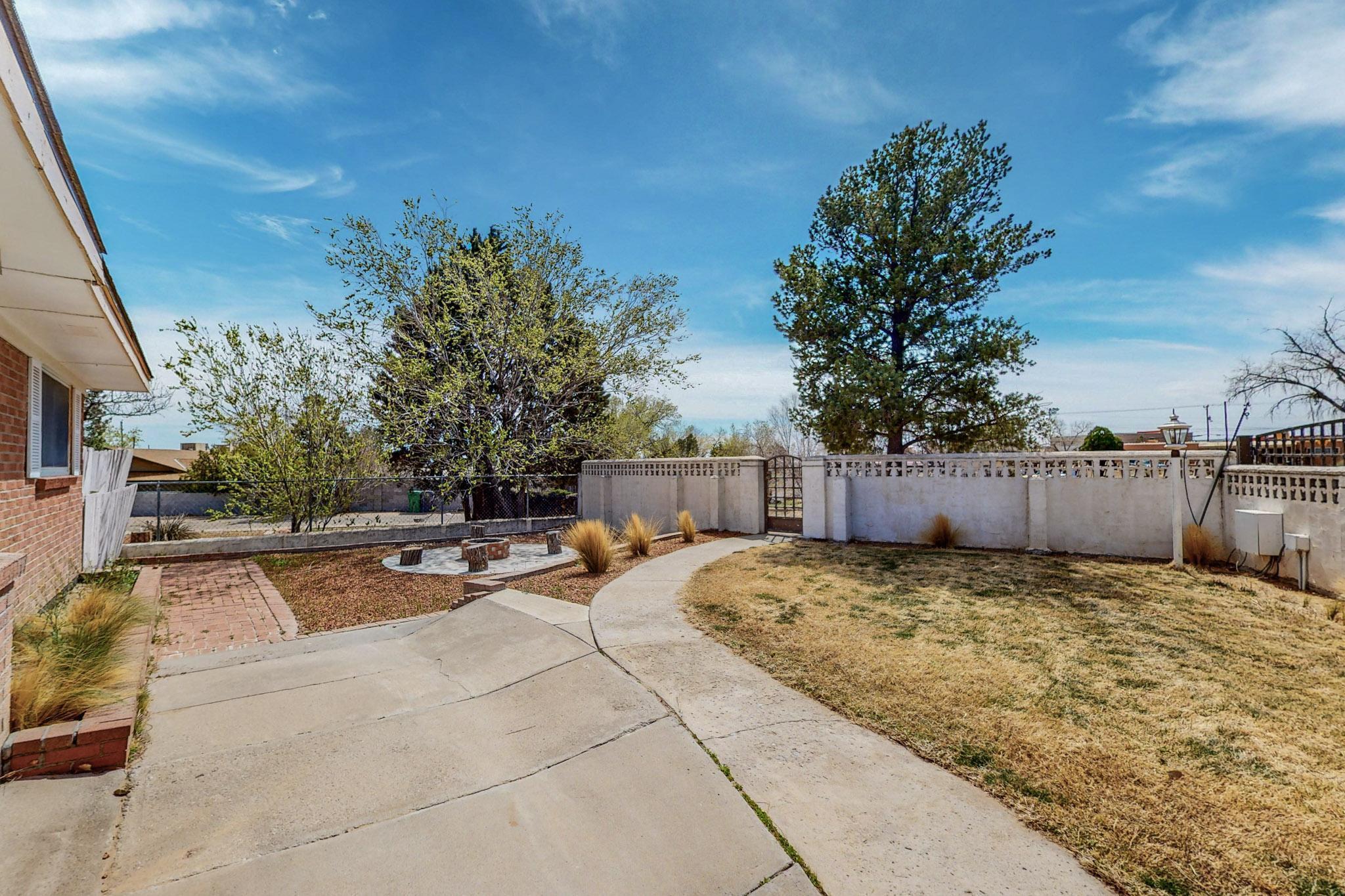 1125 Patricia Circle NW, Corrales, New Mexico 87048, 3 Bedrooms Bedrooms, ,2 BathroomsBathrooms,Residential,For Sale,1125 Patricia Circle NW,1059742