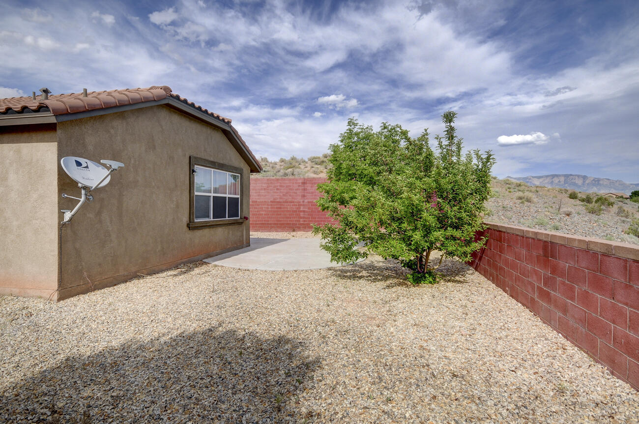 3508 Tierra Abierta Place NE, Rio Rancho, New Mexico 87124, 3 Bedrooms Bedrooms, ,2 BathroomsBathrooms,Residential,For Sale,3508 Tierra Abierta Place NE,1059744