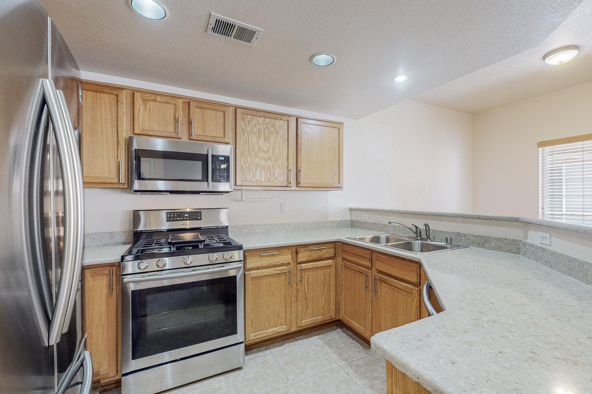 6800 Vista Del Norte Drive NE 2716, Albuquerque, New Mexico 87113, 1 Bedroom Bedrooms, ,1 BathroomBathrooms,Residential,For Sale,6800 Vista Del Norte Drive NE 2716,1059779