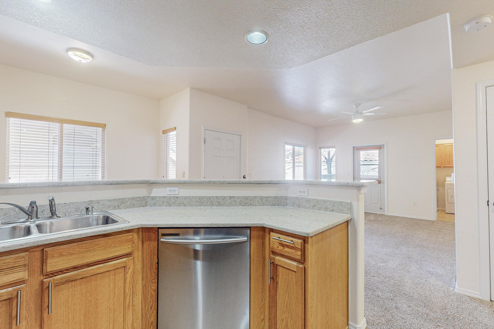 6800 Vista Del Norte Drive NE 2716, Albuquerque, New Mexico 87113, 1 Bedroom Bedrooms, ,1 BathroomBathrooms,Residential,For Sale,6800 Vista Del Norte Drive NE 2716,1059779