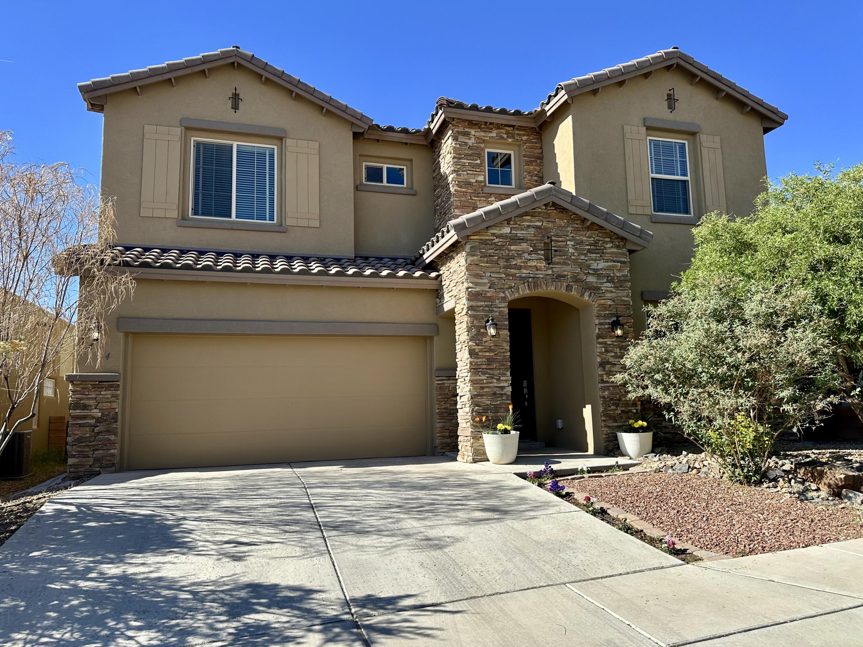 7404 Molas Road NW, Albuquerque, NM 