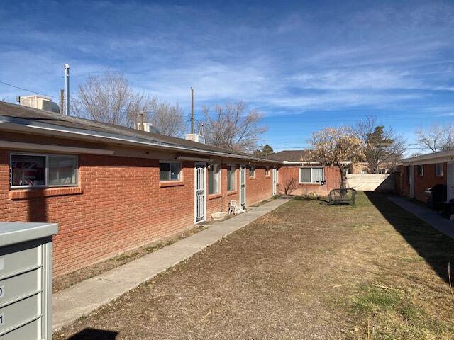 3417 Thaxton Avenue SE, Albuquerque, New Mexico 87106, 2 Bedrooms Bedrooms, ,1 BathroomBathrooms,Residential Income,For Sale,3417 Thaxton Avenue SE,1059834