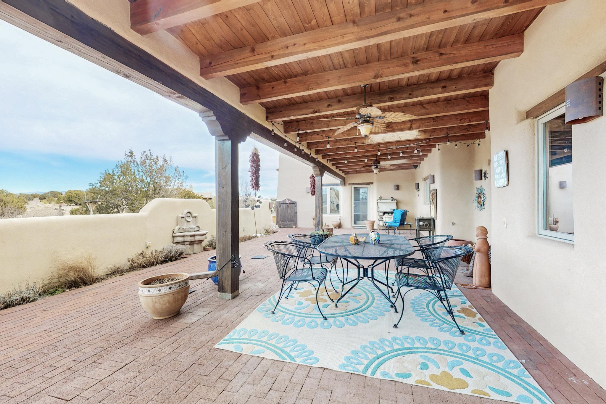 34 Calle Capulin, Santa Fe, New Mexico 87507, 3 Bedrooms Bedrooms, ,4 BathroomsBathrooms,Residential,For Sale,34 Calle Capulin,1059847