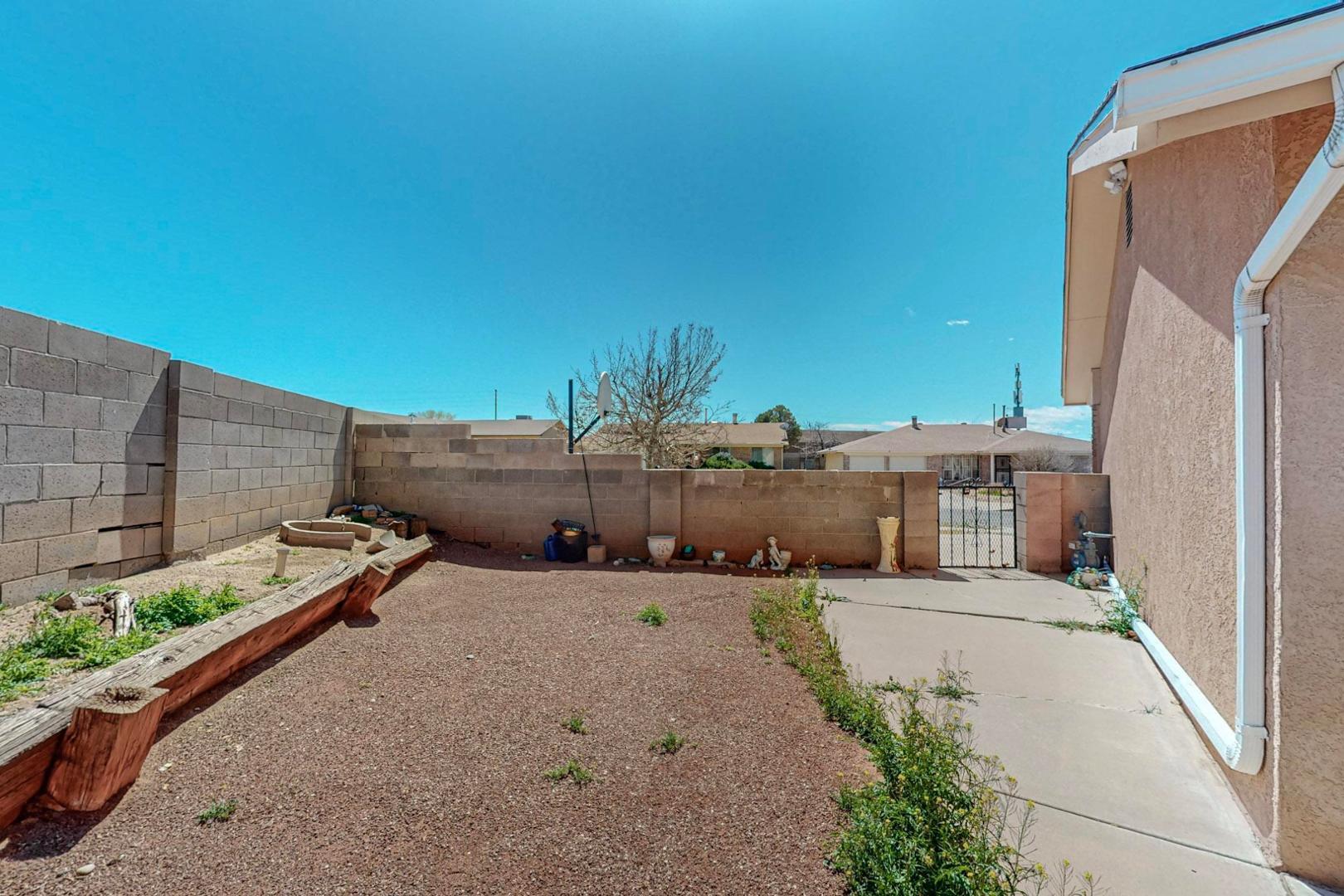 8211 Ruidoso Road NE, Albuquerque, New Mexico 87109, 3 Bedrooms Bedrooms, ,2 BathroomsBathrooms,Residential Lease,For Rent,8211 Ruidoso Road NE,1059865