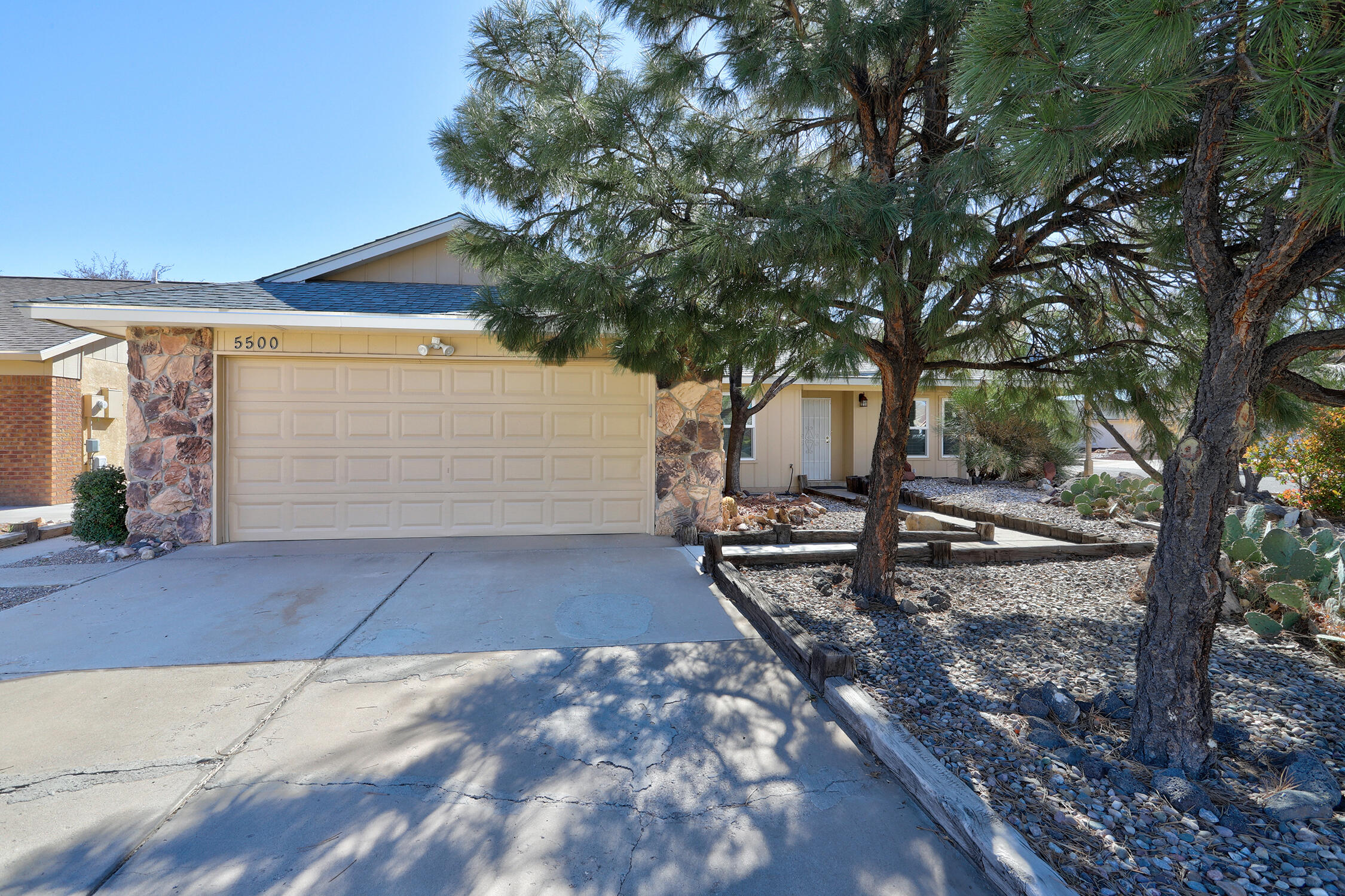 Welcome to desirable Taylor Ranch, where this move-in ready gem awaits! This 3 bed, 2 bath home's bright & open floorplan is perfect for entertaining. Laminate flooring throughout makes for easy maintenance. The kitchen boasts ample granite counters, plenty of cabinets space, freestanding gas stove & a convenient bar for seating. The large primary bedroom has an updated bath that features an impressive approx. 150 sq ft closet that you need to see to believe. The 2nd bathroom has also been updated. Refrigerated air keeps you cool in the summer. Outside, you'll find backyard storage & double gates for convenient access. Close to shopping, entertainment, & restaurants, w/easy access to Montano, I-40 & Paseo del Norte. Don't miss your chance to make this Taylor Ranch creampuff your new home!