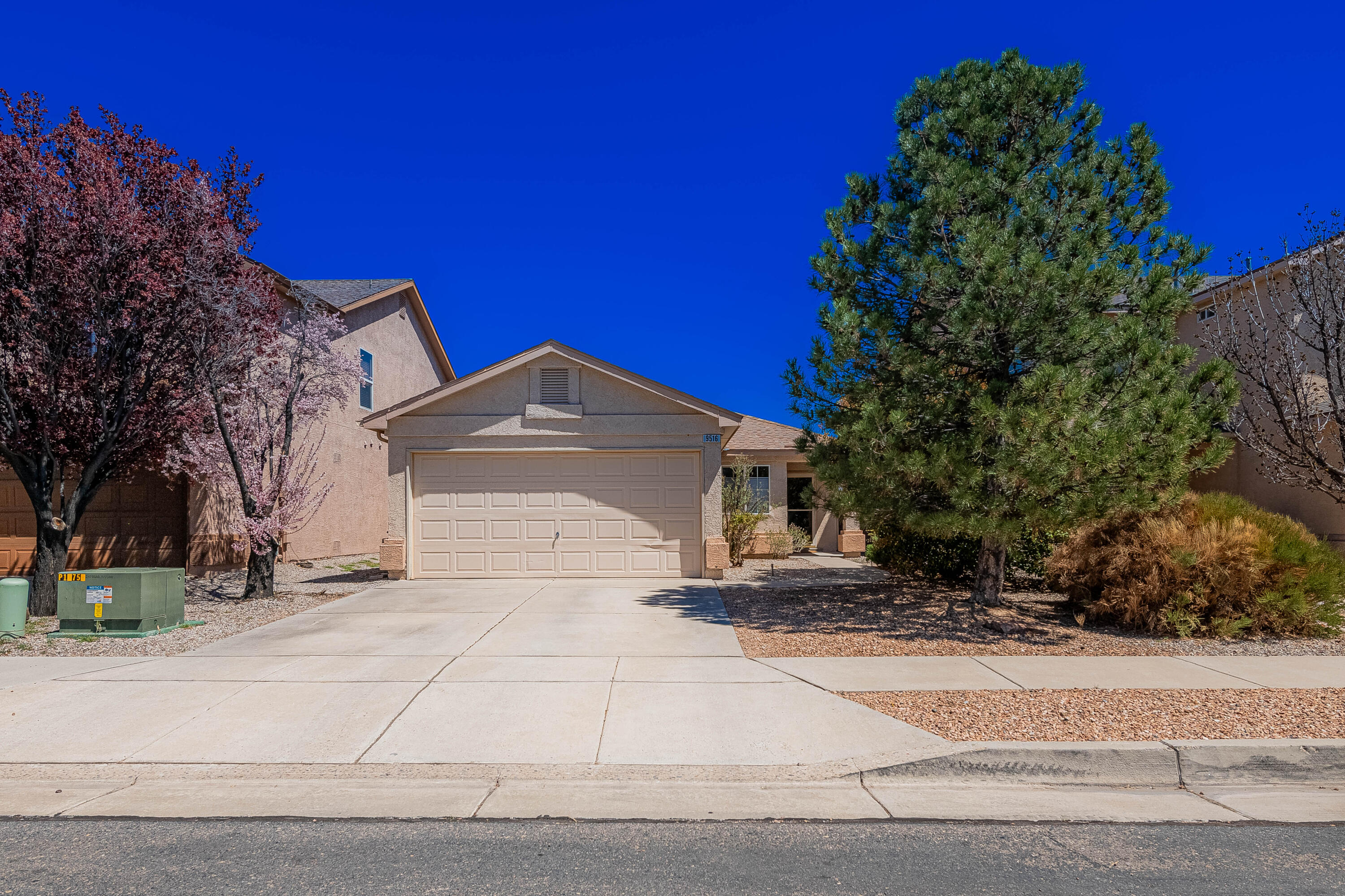 9516 Adina Ln Lane NW, Albuquerque, NM 