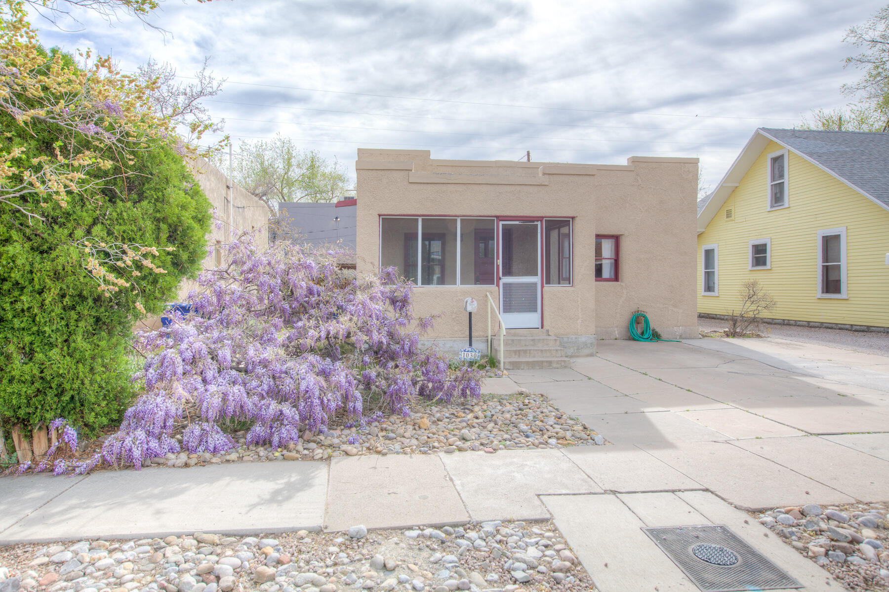 1030 Forrester Avenue NW, Albuquerque, New Mexico 87102, 2 Bedrooms Bedrooms, ,2 BathroomsBathrooms,Residential,For Sale,1030 Forrester Avenue NW,1060233