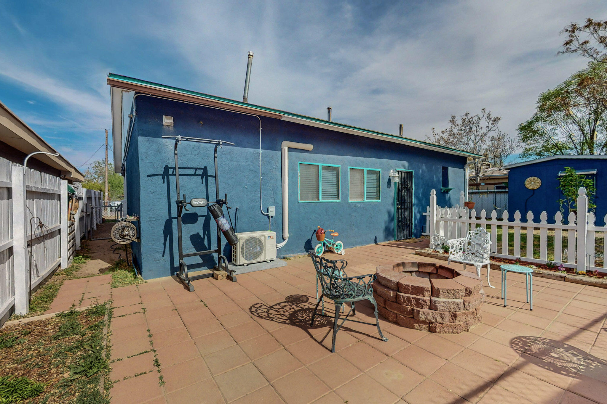 847 Arthur Drive SW, Albuquerque, New Mexico 87105, 2 Bedrooms Bedrooms, ,1 BathroomBathrooms,Residential,For Sale,847 Arthur Drive SW,1060274