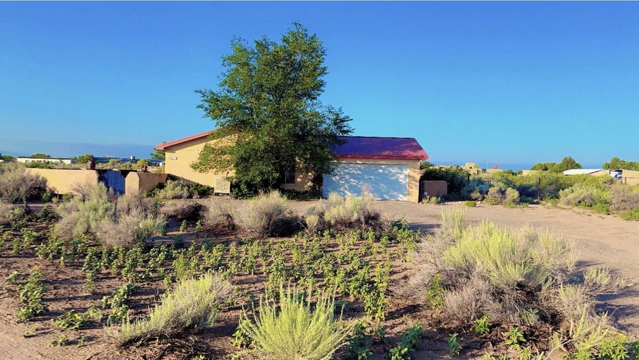 605 Camino De La Tierra, Corrales, NM 