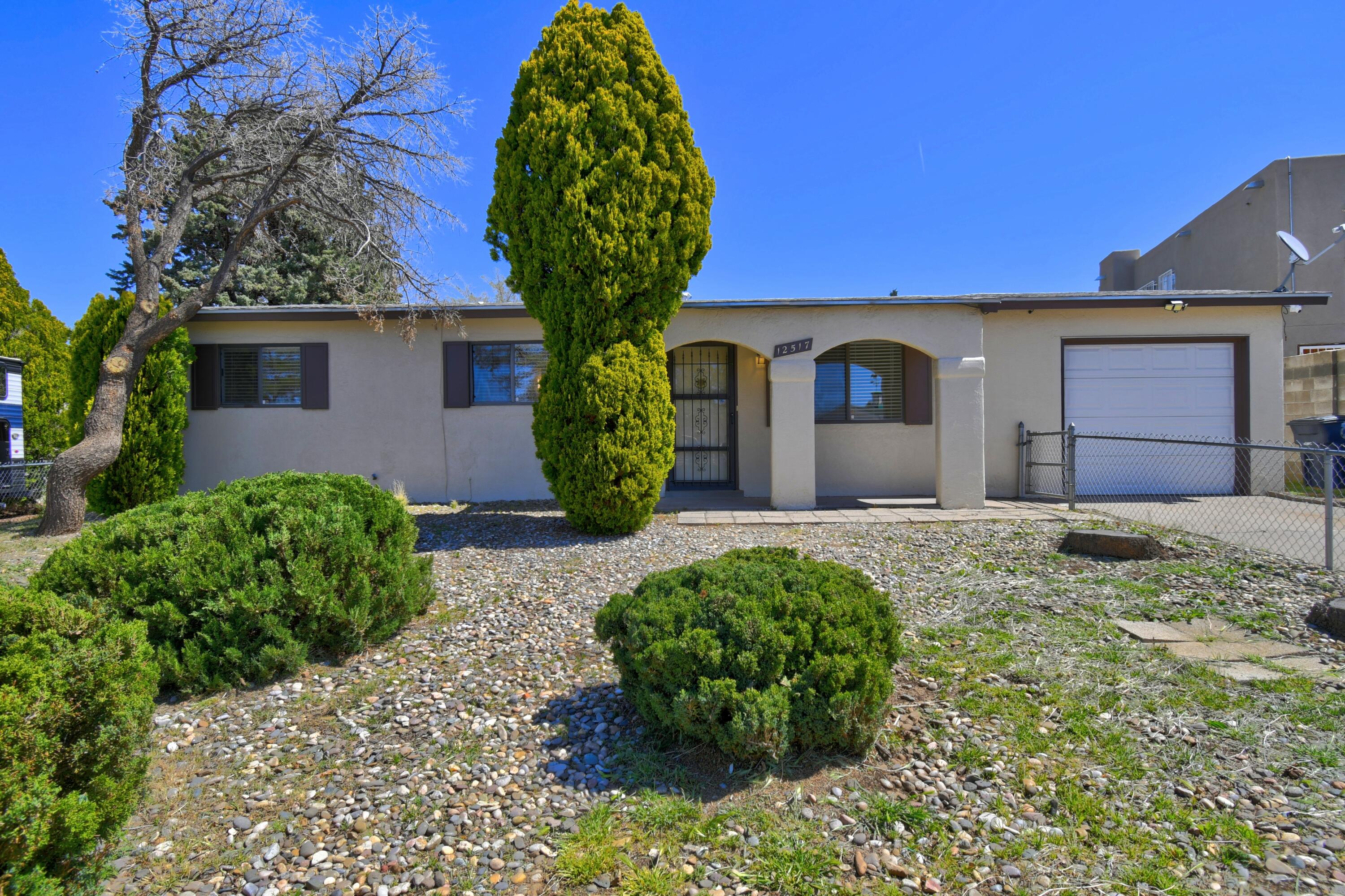 12517 Monarch Drive NE, Albuquerque, NM 