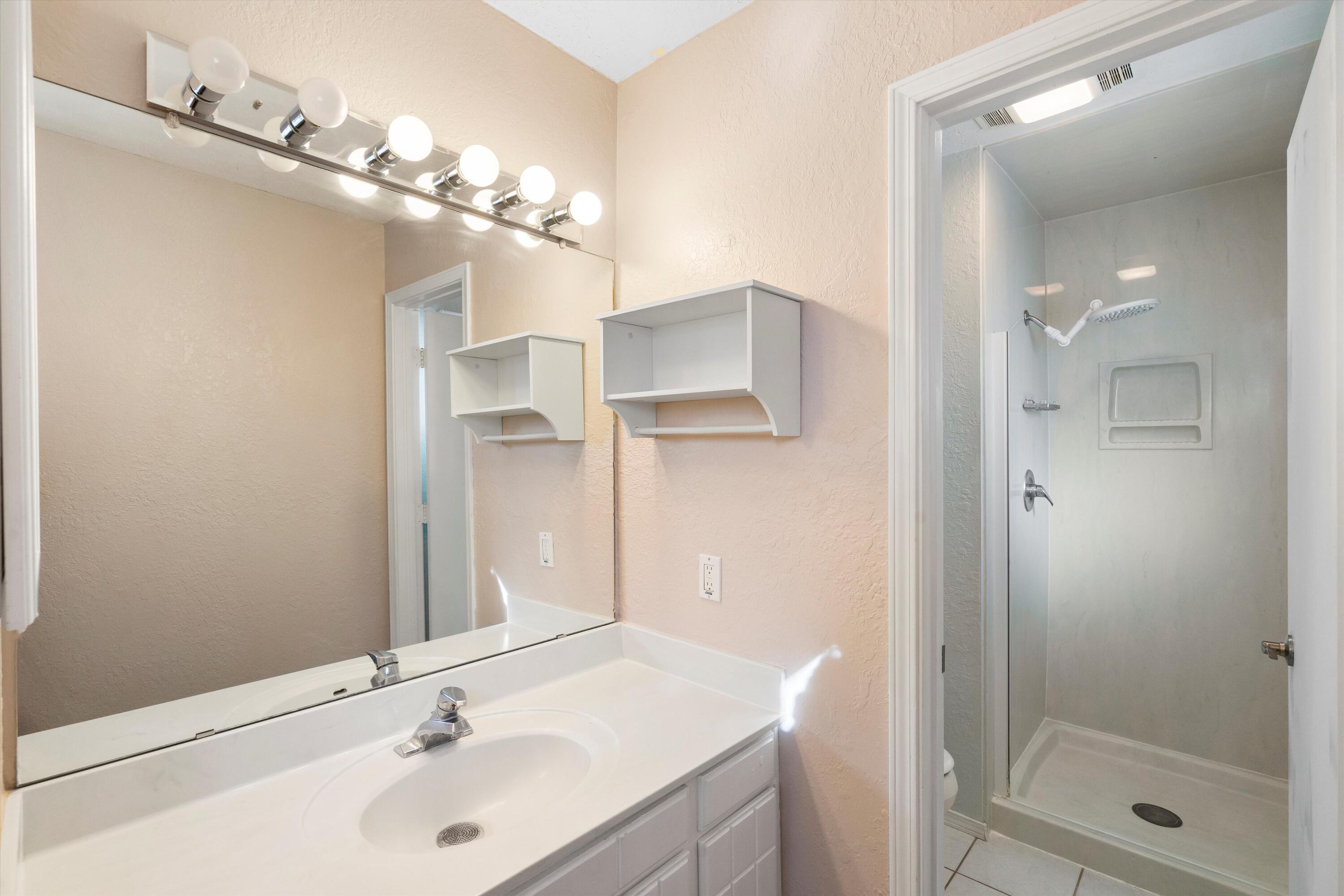 6616 Leander Avenue NE, Albuquerque, New Mexico 87109, 5 Bedrooms Bedrooms, ,3 BathroomsBathrooms,Residential,For Sale,6616 Leander Avenue NE,1060571