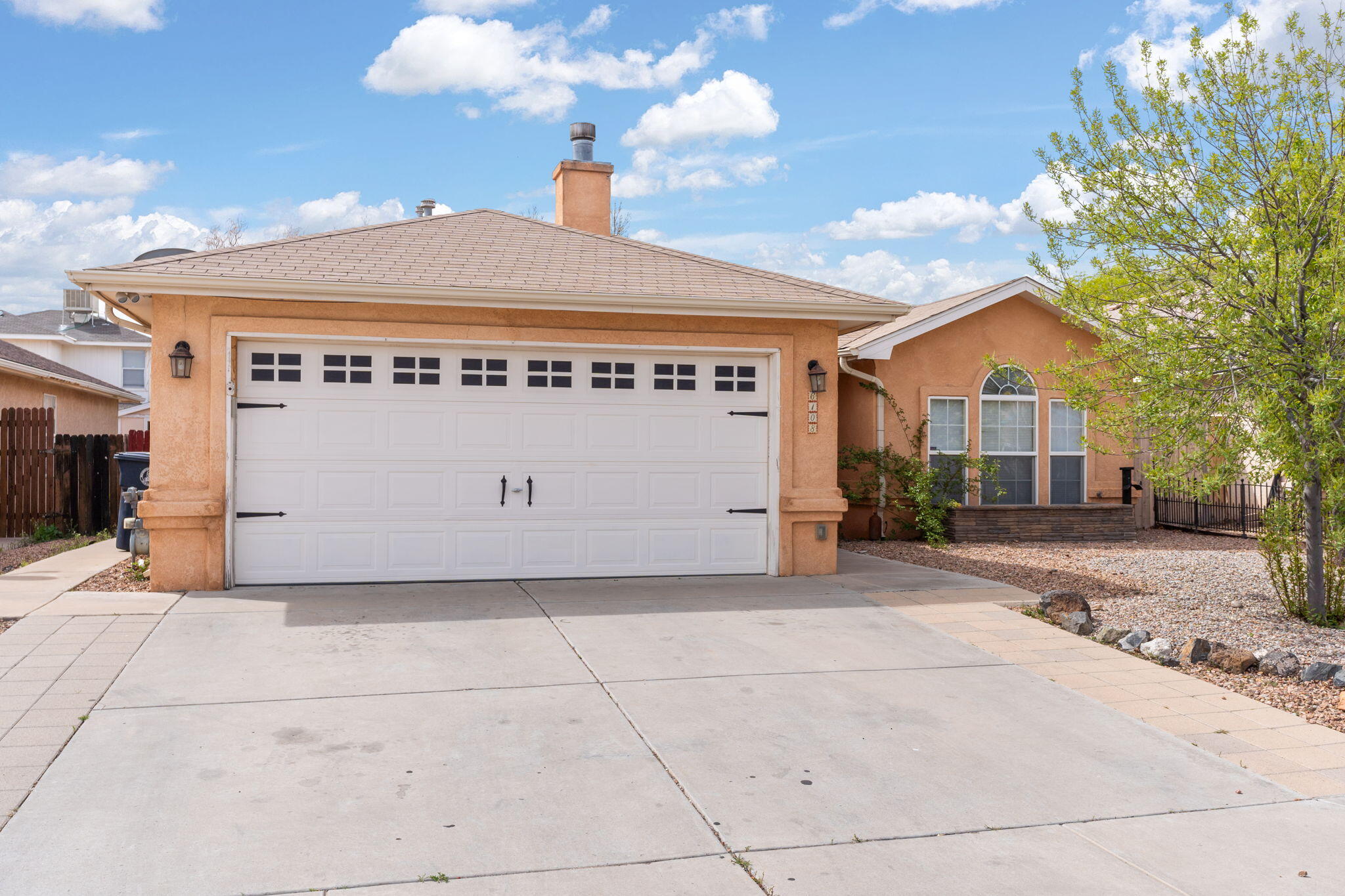 6108 Summer Ray Road NW, Albuquerque, NM 