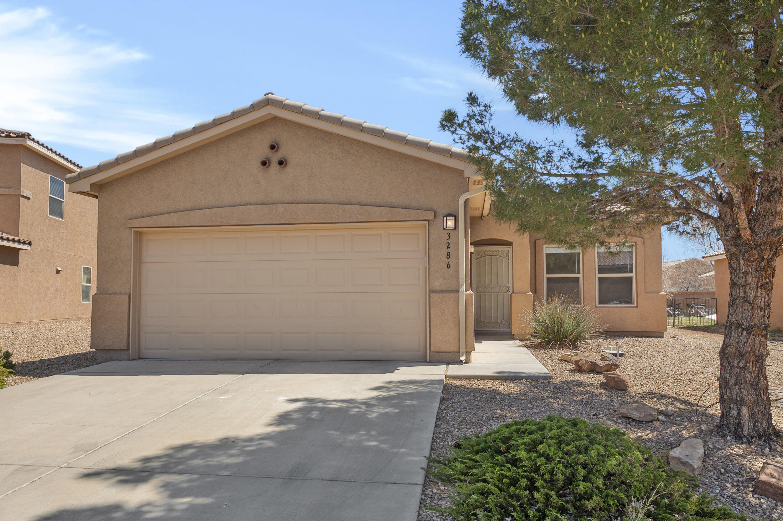 3286 Campfire Street SW, Los Lunas, NM 