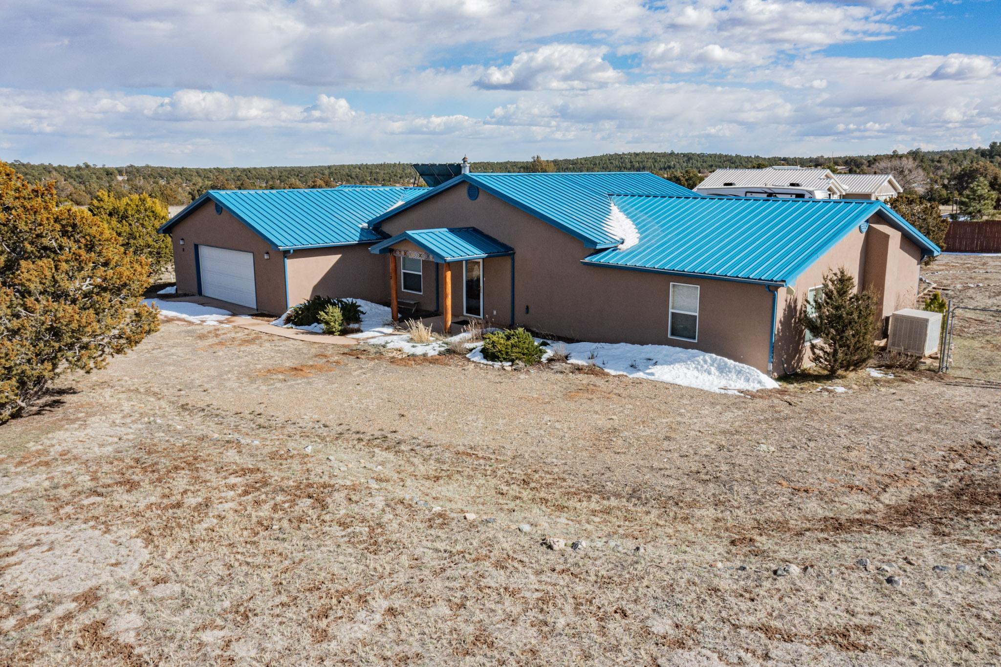 12 Canyon Hills Road, Edgewood, NM 