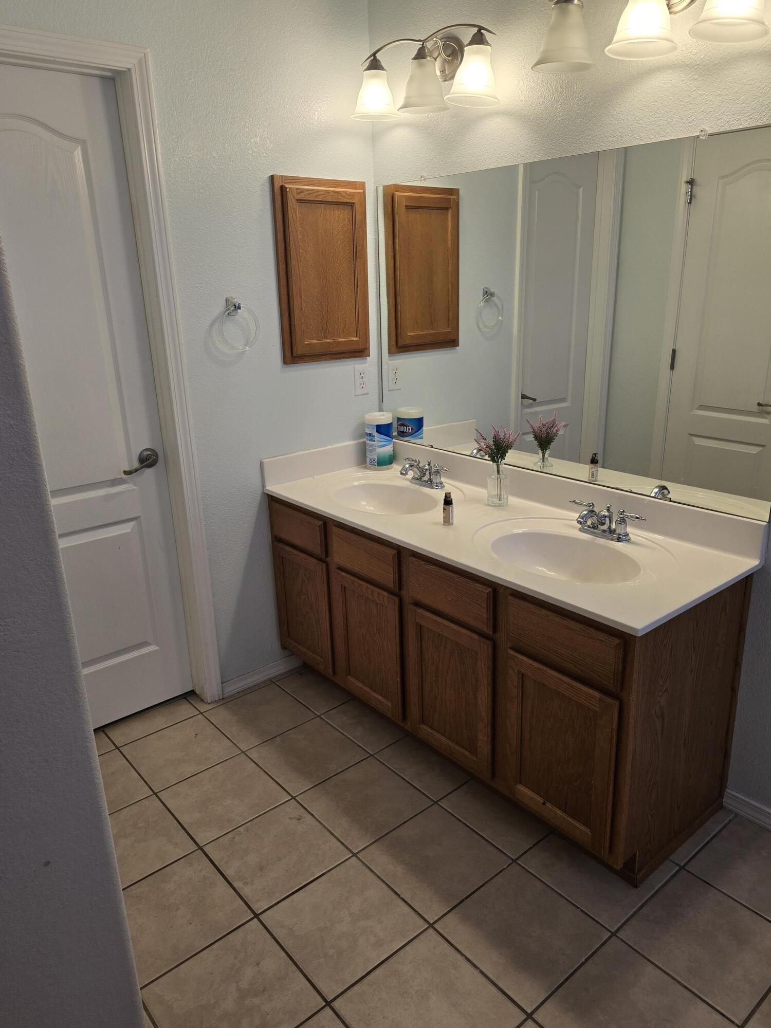 1912 Cantera Street SE, Rio Rancho, New Mexico 87124, 3 Bedrooms Bedrooms, ,2 BathroomsBathrooms,Residential,For Sale,1912 Cantera Street SE,1060778
