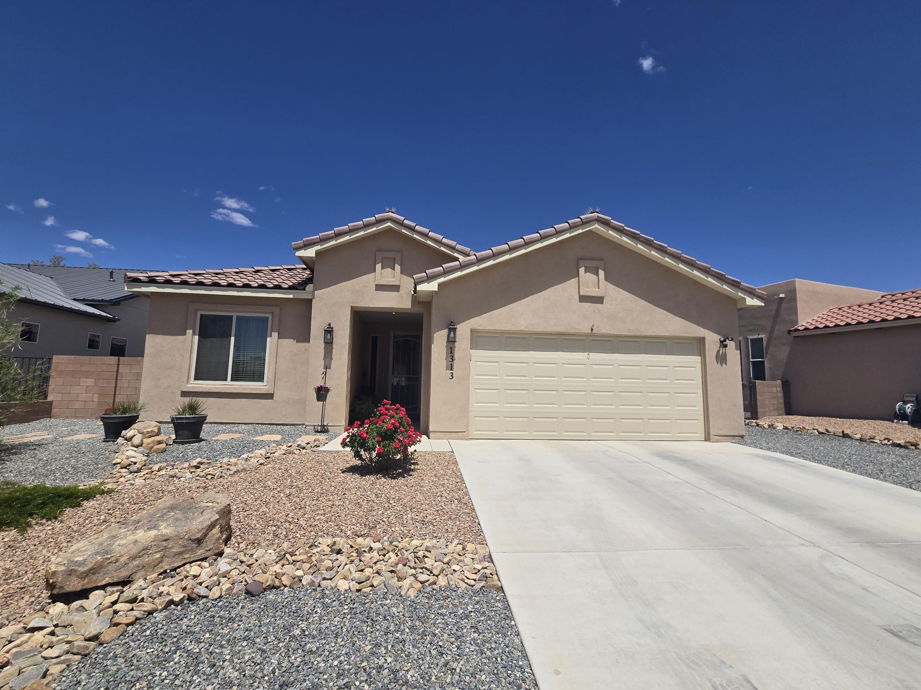 1313 Tiffany Lane SE, Rio Rancho, New Mexico 87124, 3 Bedrooms Bedrooms, ,2 BathroomsBathrooms,Residential,For Sale,1313 Tiffany Lane SE,1060773