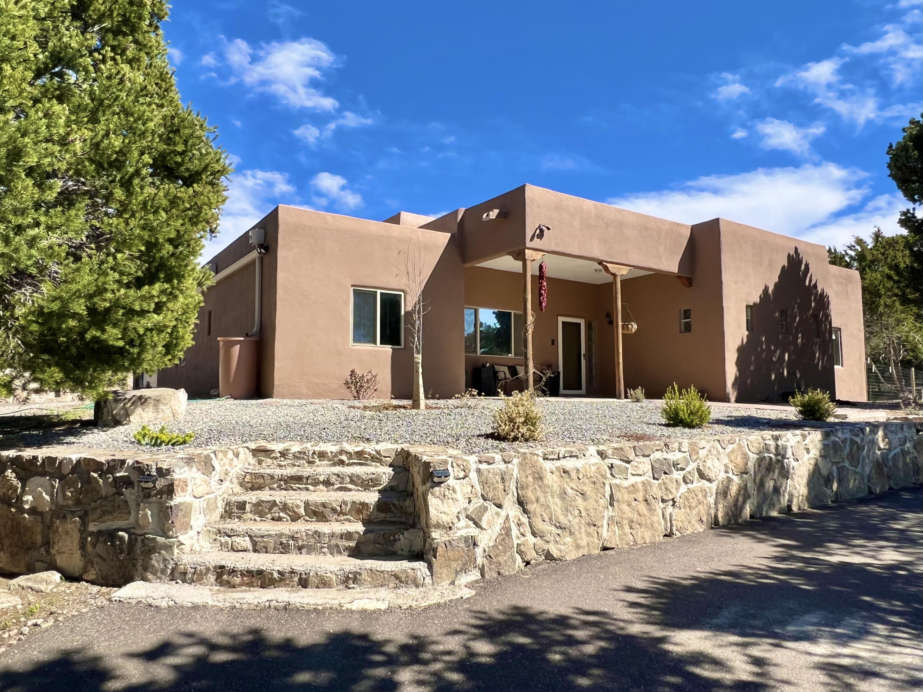 46 Richland Drive, Tijeras, NM 