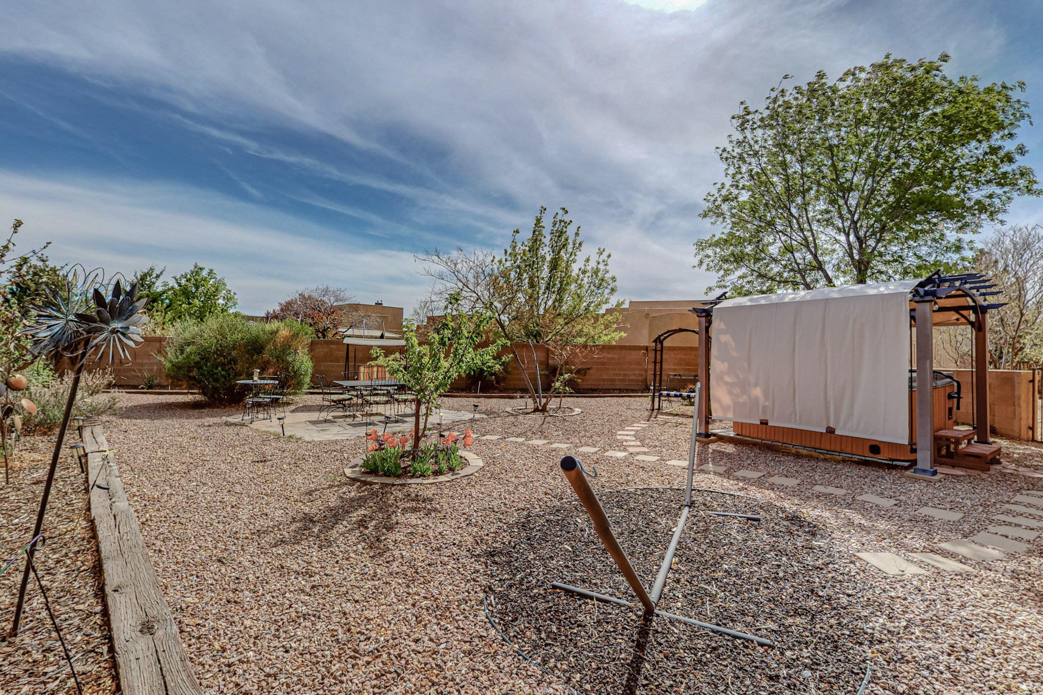 7700 Via Bueno NE, Albuquerque, New Mexico 87113, 4 Bedrooms Bedrooms, ,2 BathroomsBathrooms,Residential,For Sale,7700 Via Bueno NE,1060898