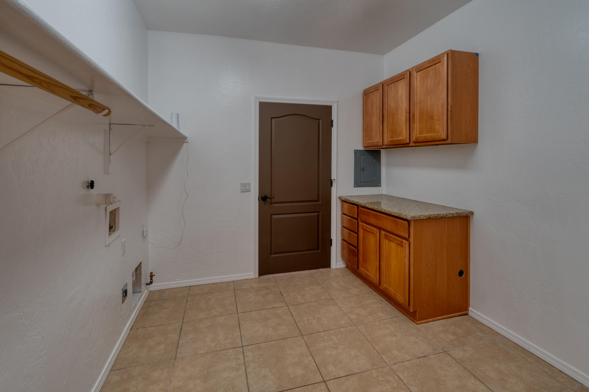 720 3rd Street NE, Rio Rancho, New Mexico 87144, 4 Bedrooms Bedrooms, ,3 BathroomsBathrooms,Residential,For Sale,720 3rd Street NE,1060911