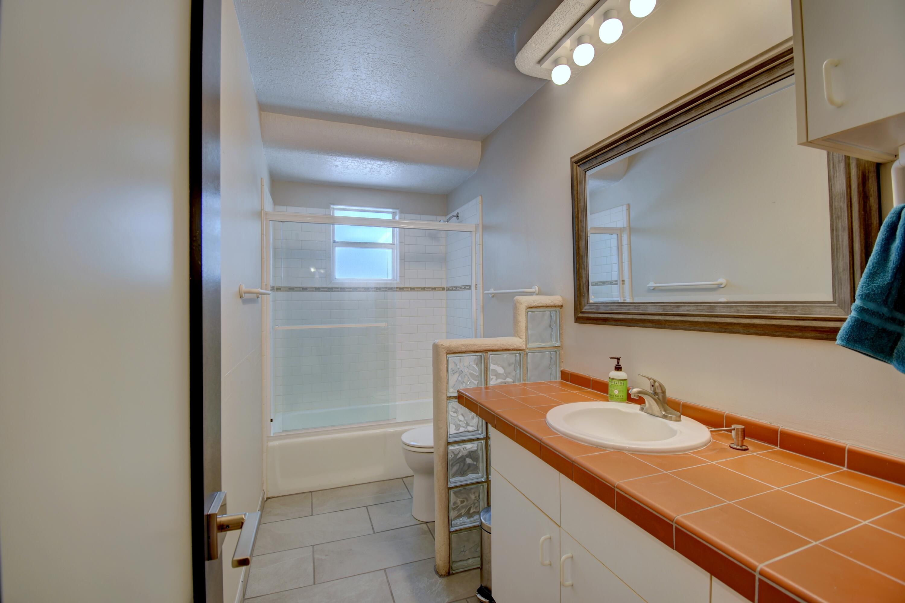 12216 Lexington Avenue NE, Albuquerque, New Mexico 87112, 4 Bedrooms Bedrooms, ,2 BathroomsBathrooms,Residential,For Sale,12216 Lexington Avenue NE,1060855