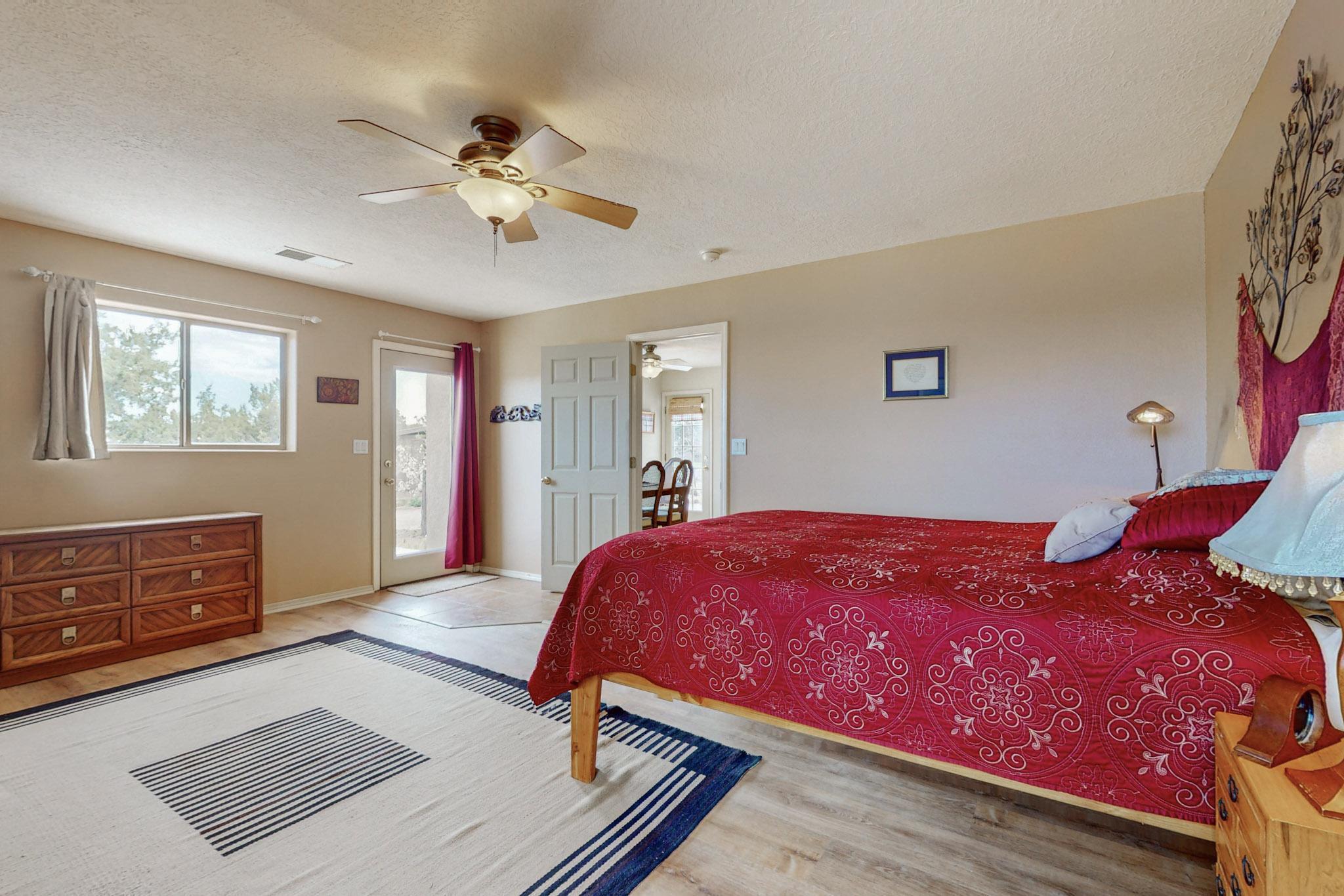74 Cielo De Oro, Santa Fe, New Mexico 87508, 3 Bedrooms Bedrooms, ,2 BathroomsBathrooms,Residential,For Sale,74 Cielo De Oro,1060953