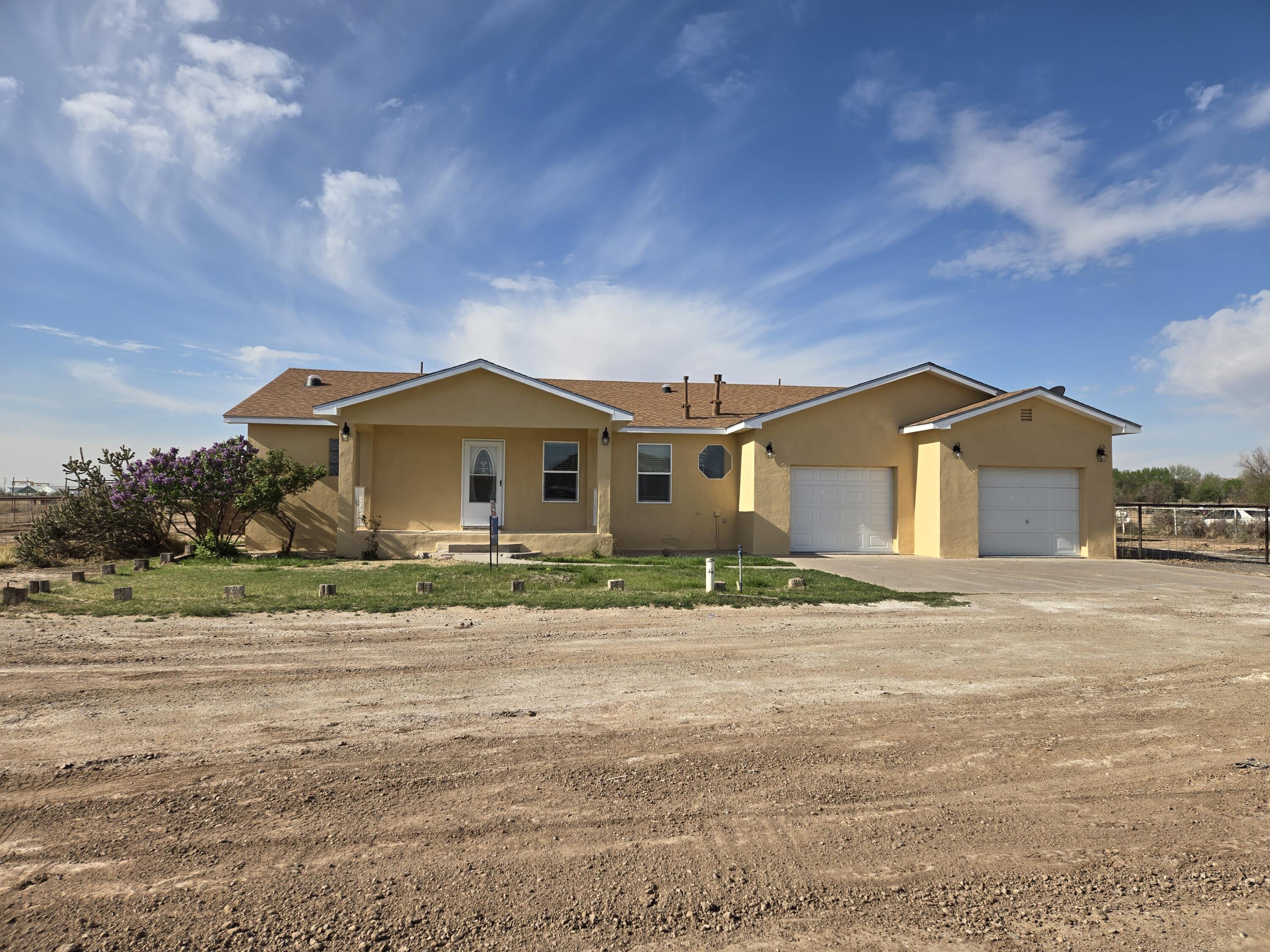 10 Musica Road, Belen, New Mexico 87002, 3 Bedrooms Bedrooms, ,2 BathroomsBathrooms,Residential,For Sale,10 Musica Road,1061018